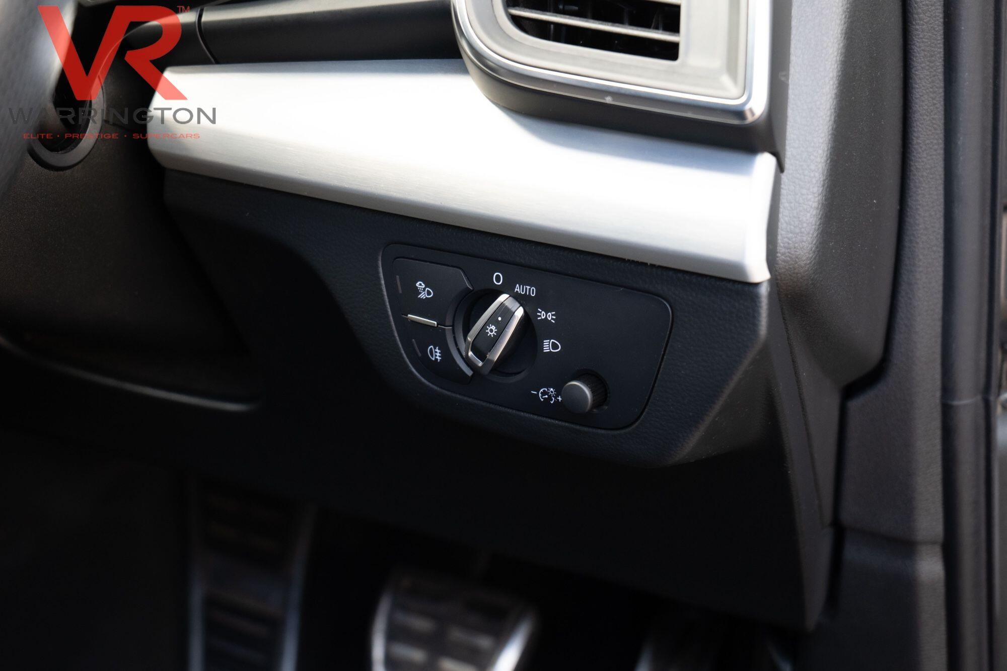 Audi Q5 view 13