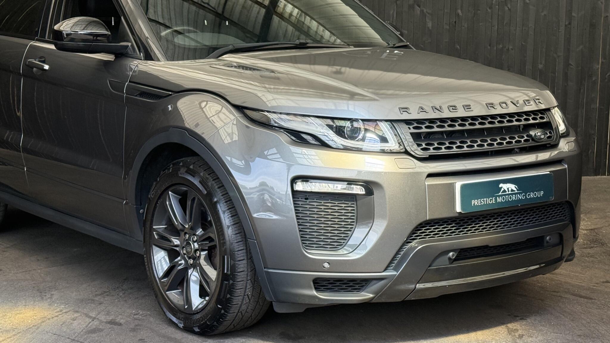Land Rover Range Rover Evoque view 4