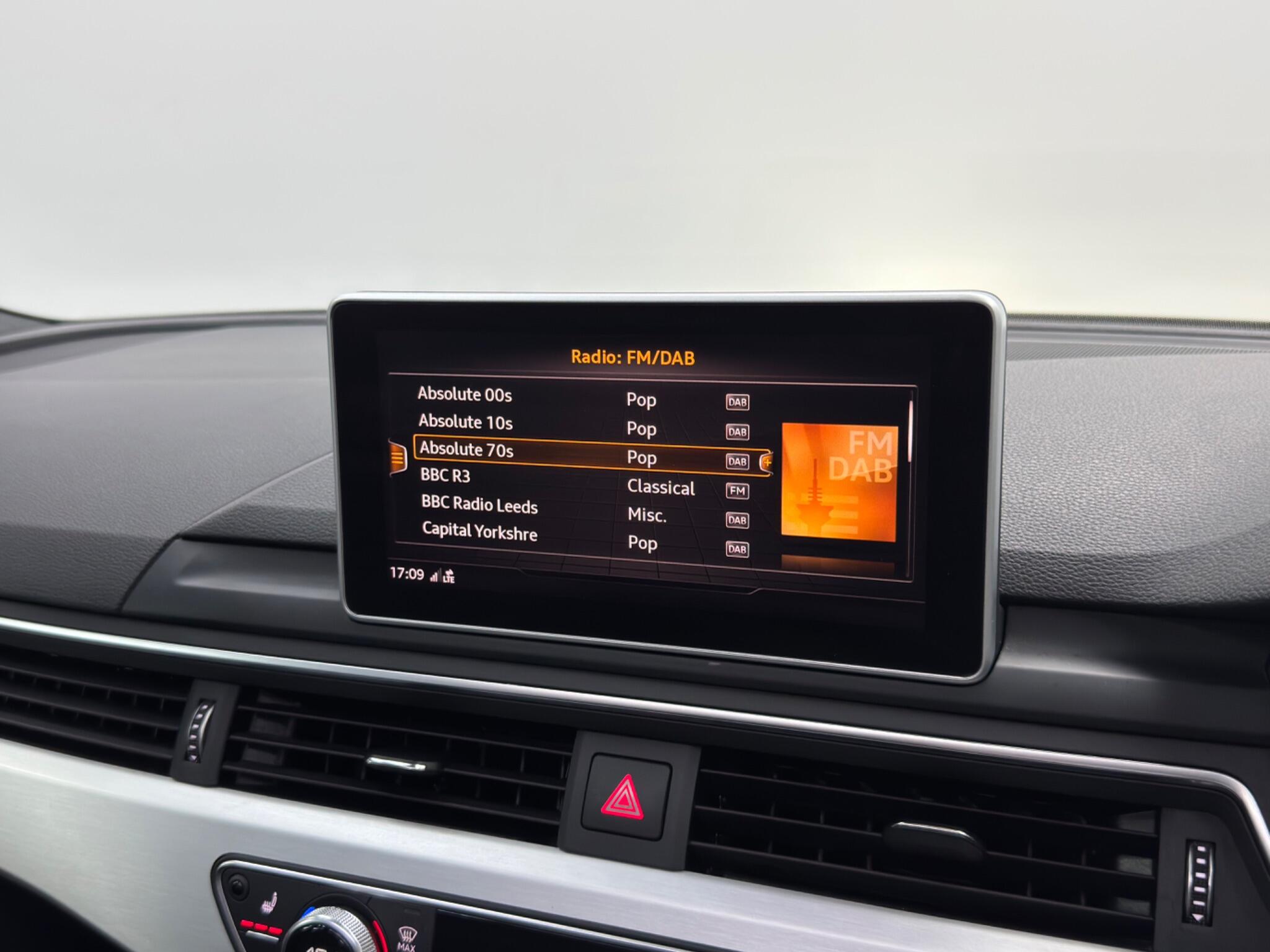 Audi A4 view 40