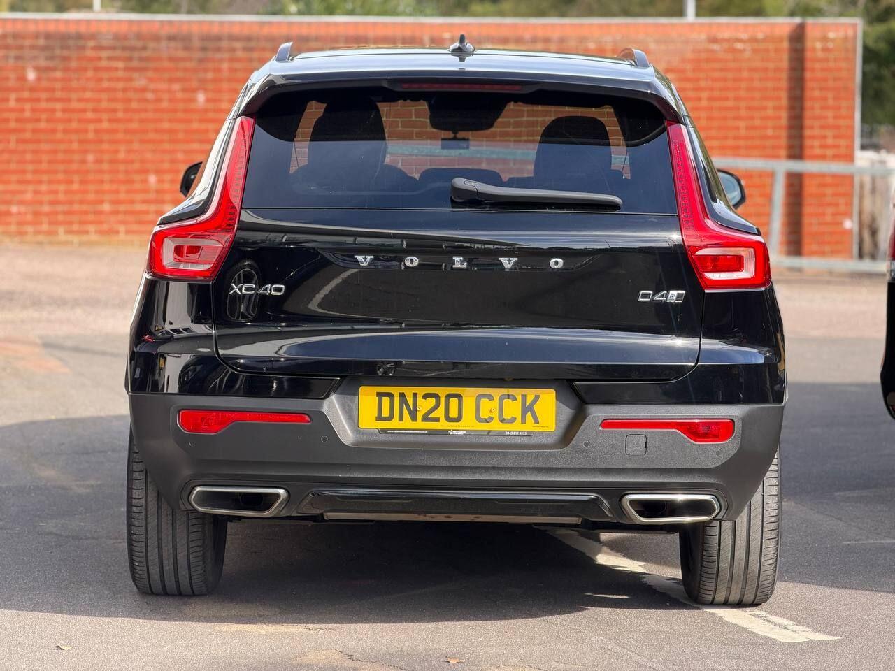Volvo XC40 view 57