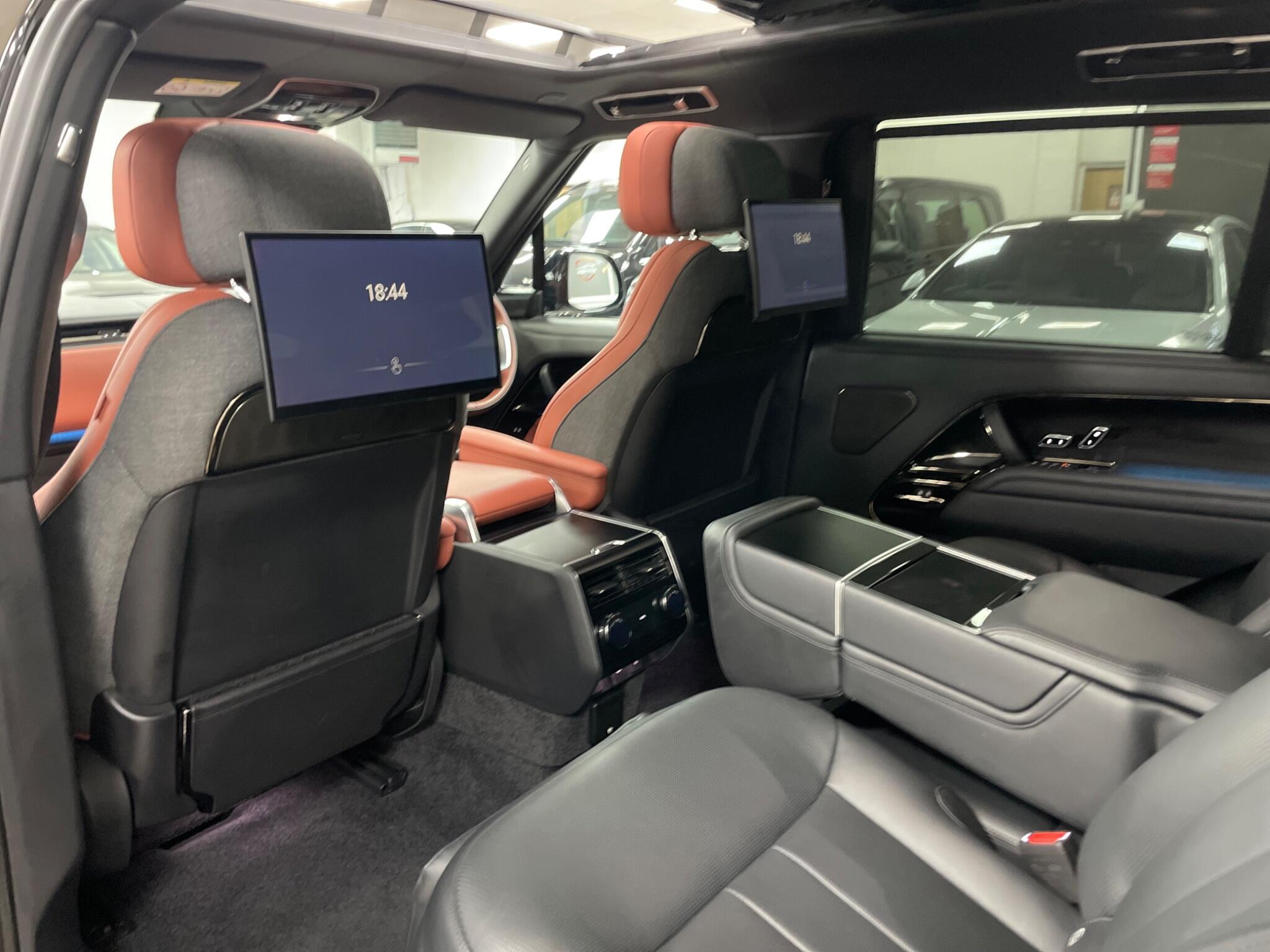 Land Rover Range Rover view 58