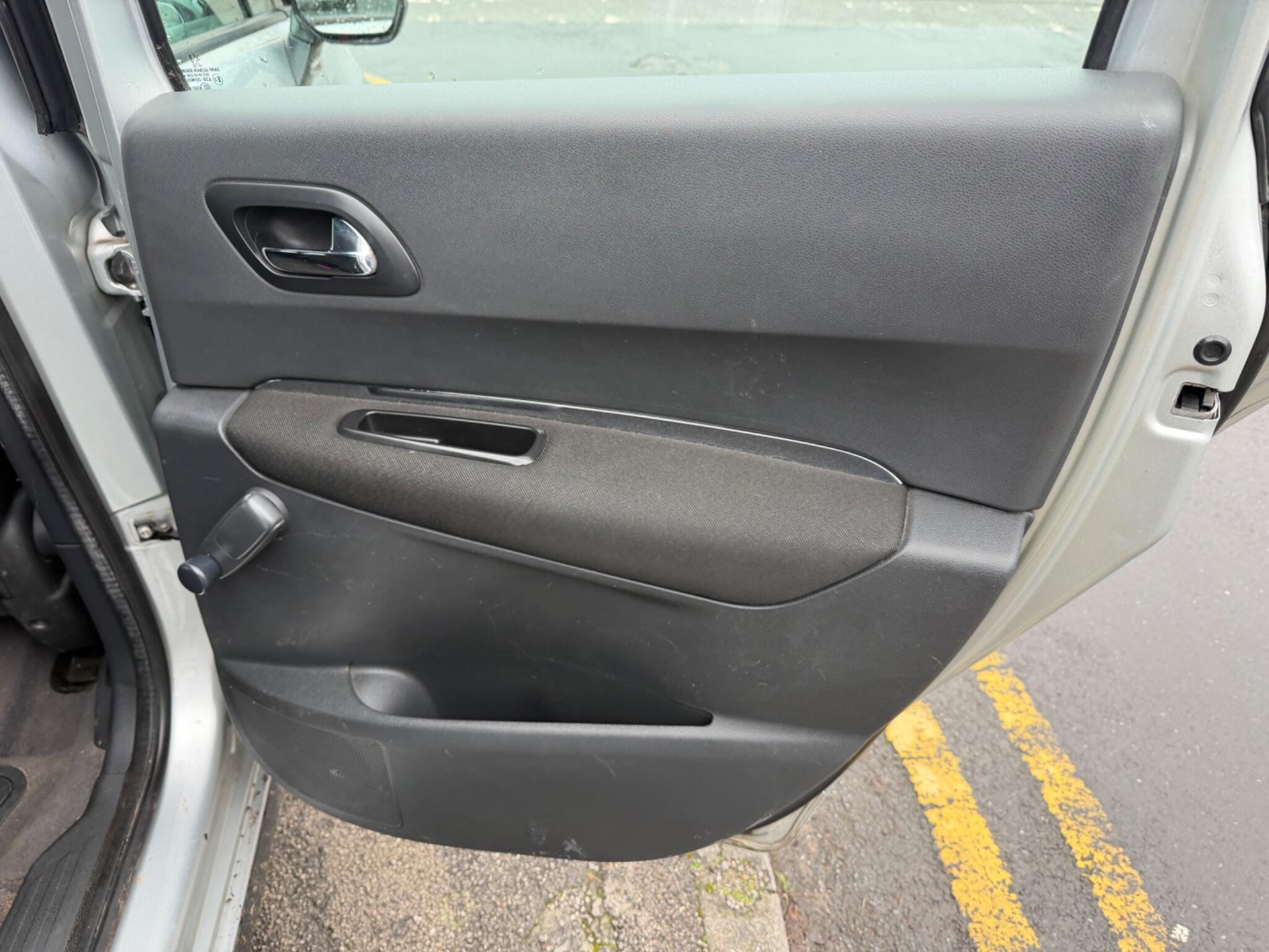 2010 Peugeot 3008 image 43