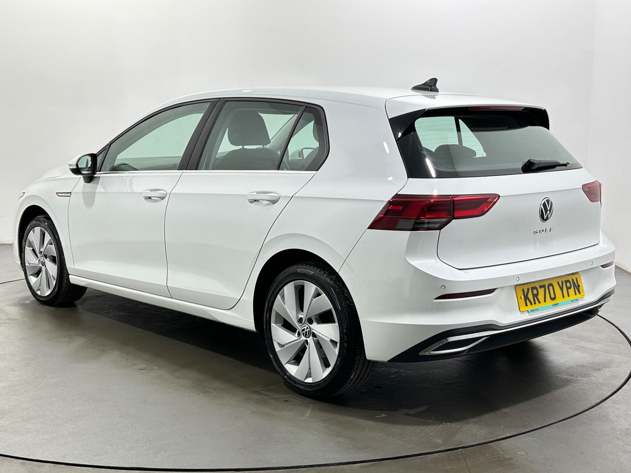Volkswagen Golf view 6