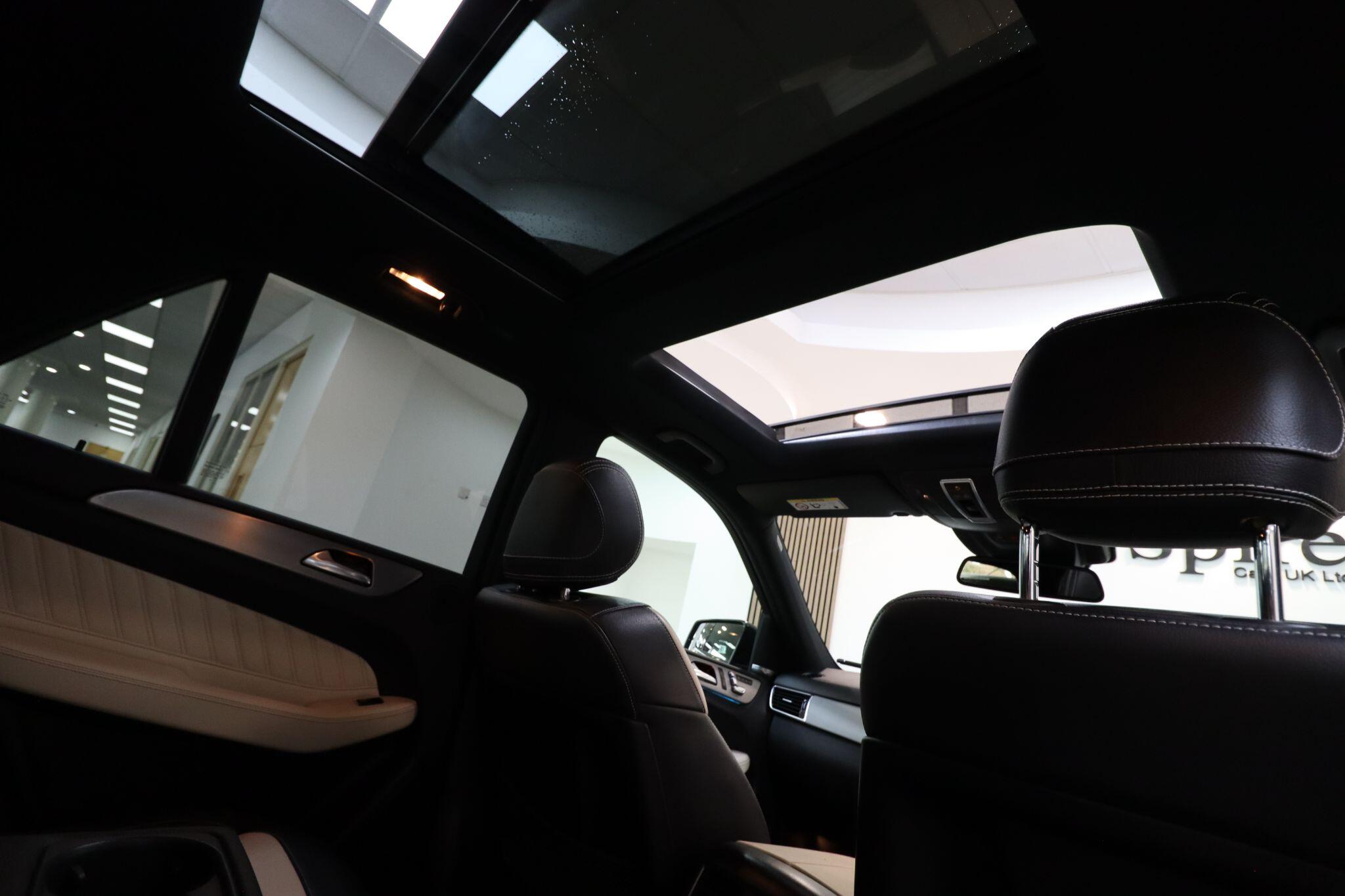 Mercedes-Benz Gle view 22