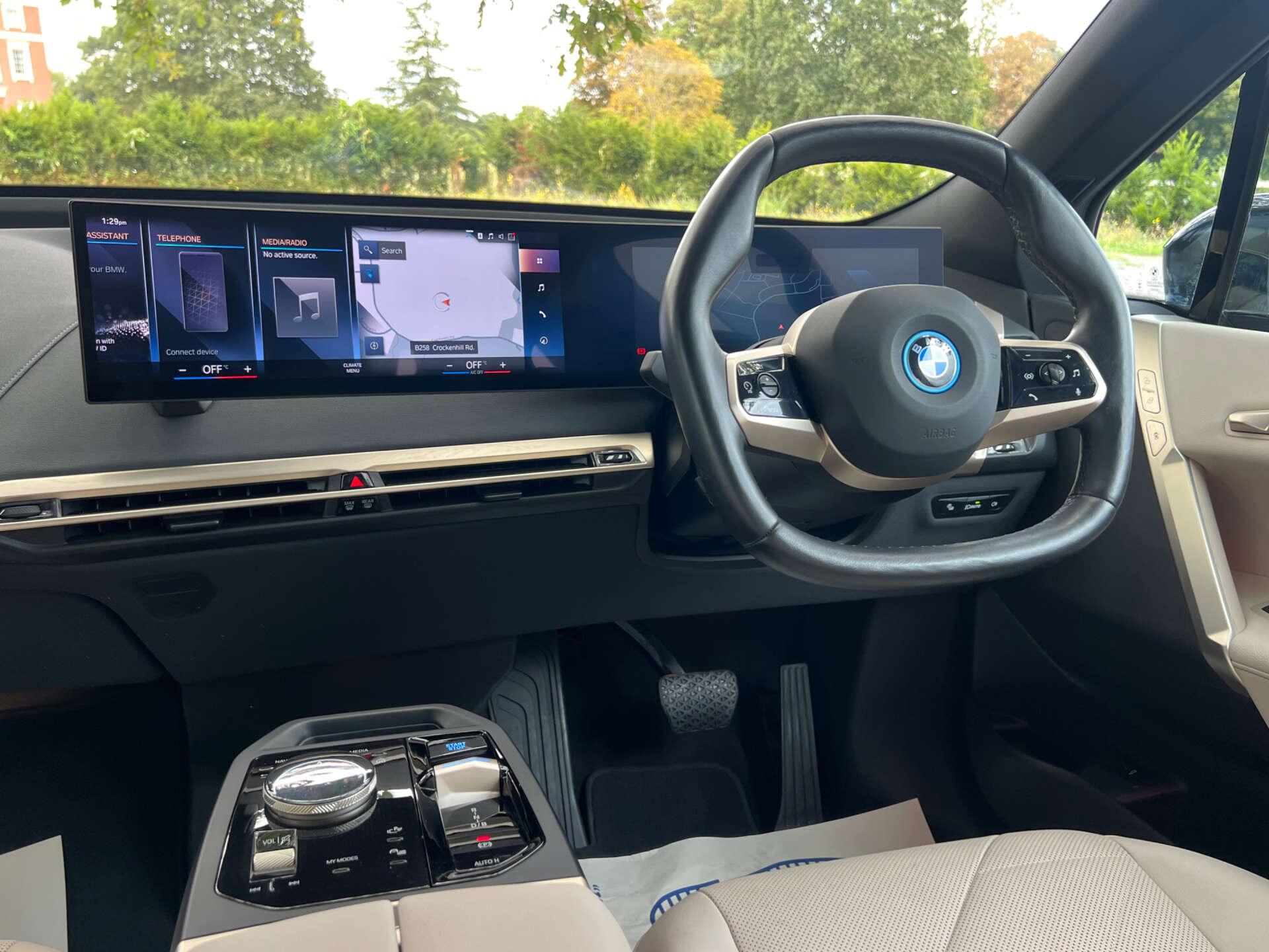 BMW iX view 4