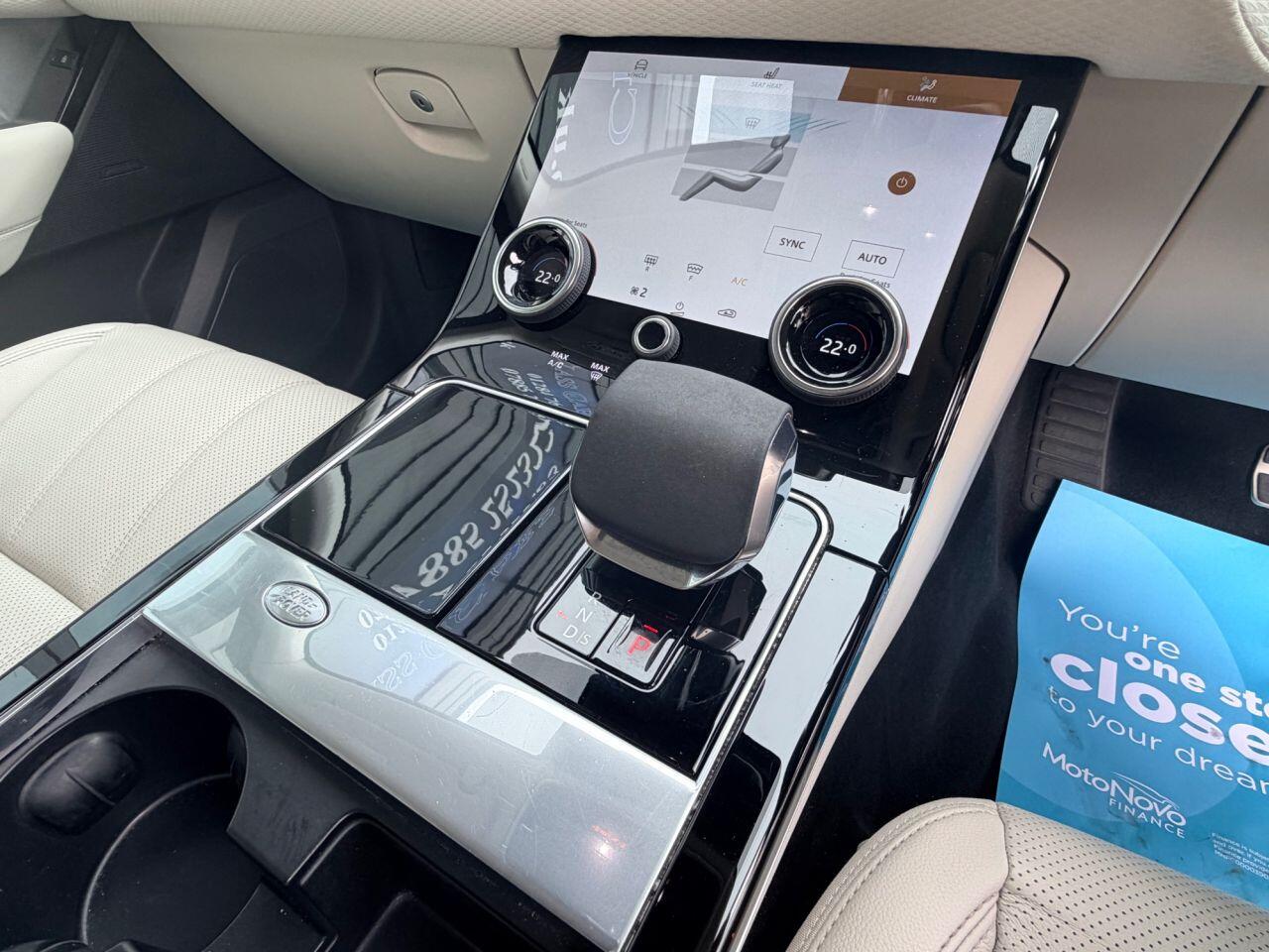 Land Rover Range Rover Velar view 26