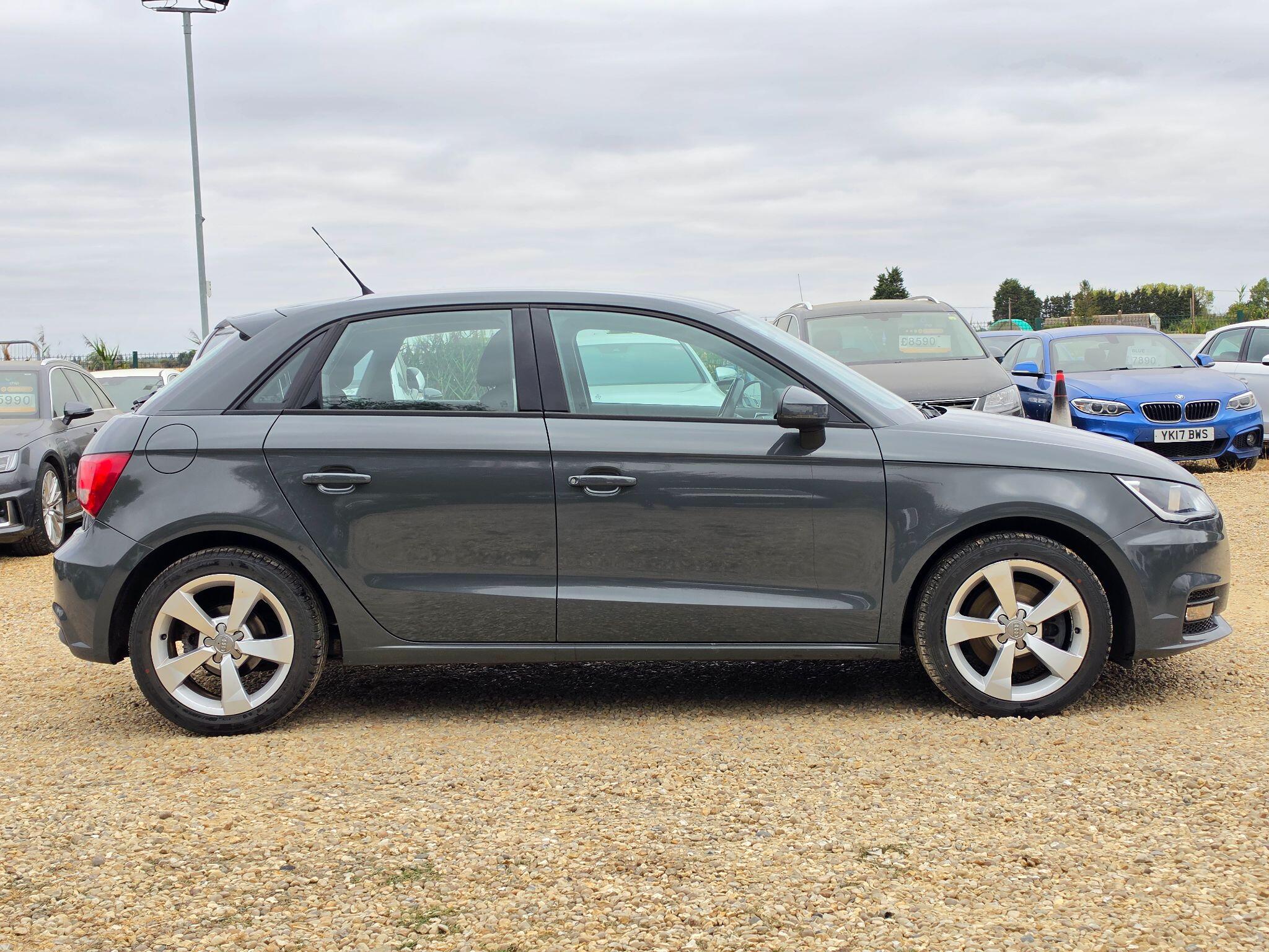 Audi A1 view 5