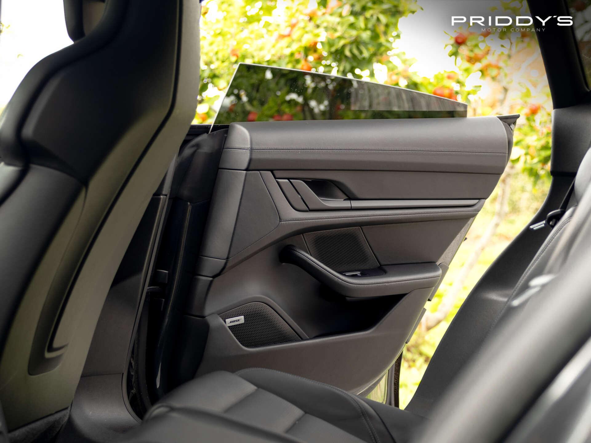 Porsche Taycan view 49