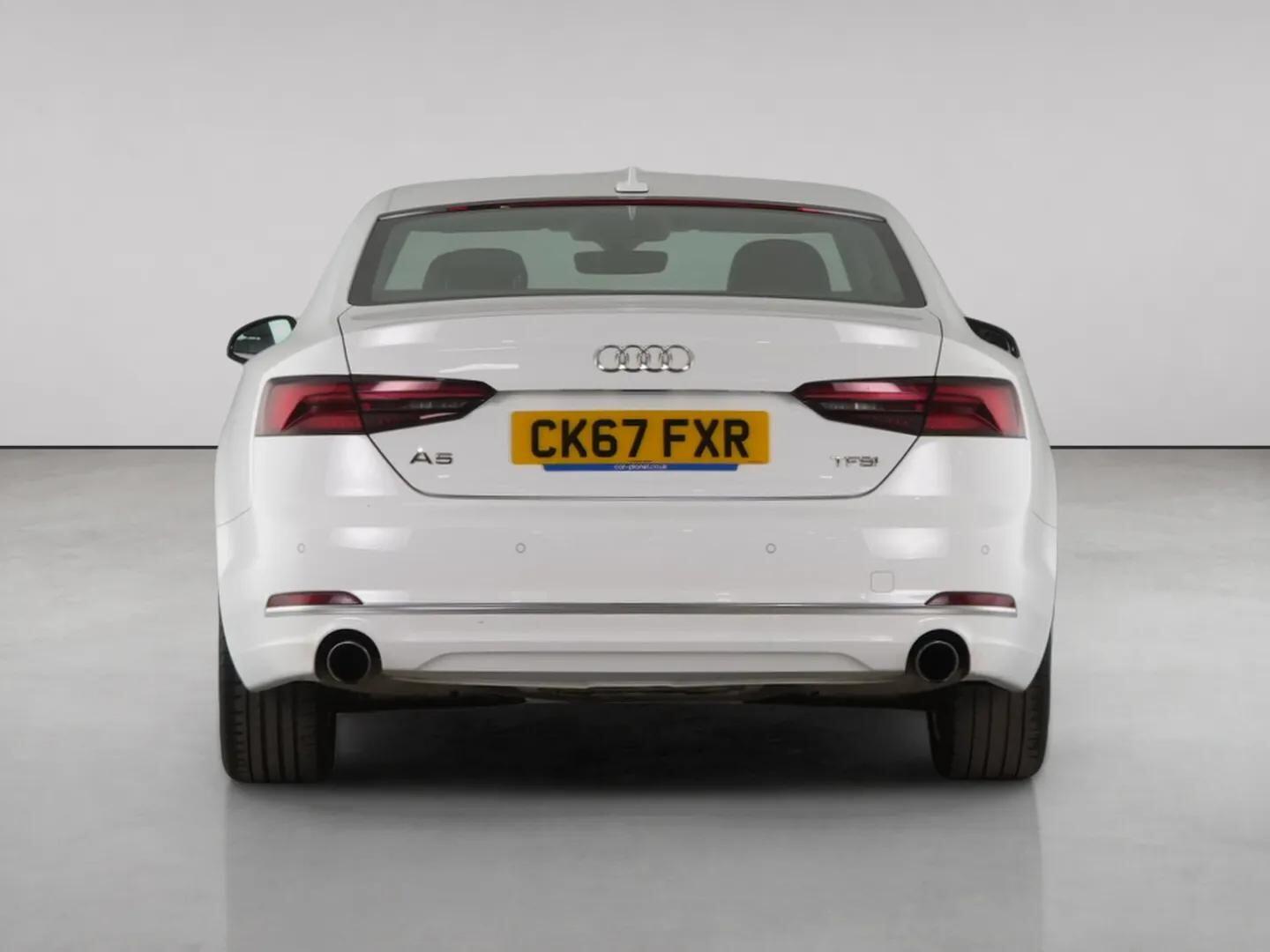 Audi A5 view 7