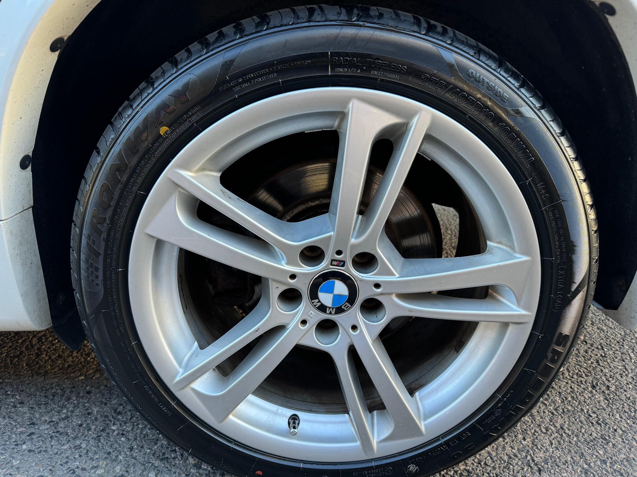 BMW X3 view 29