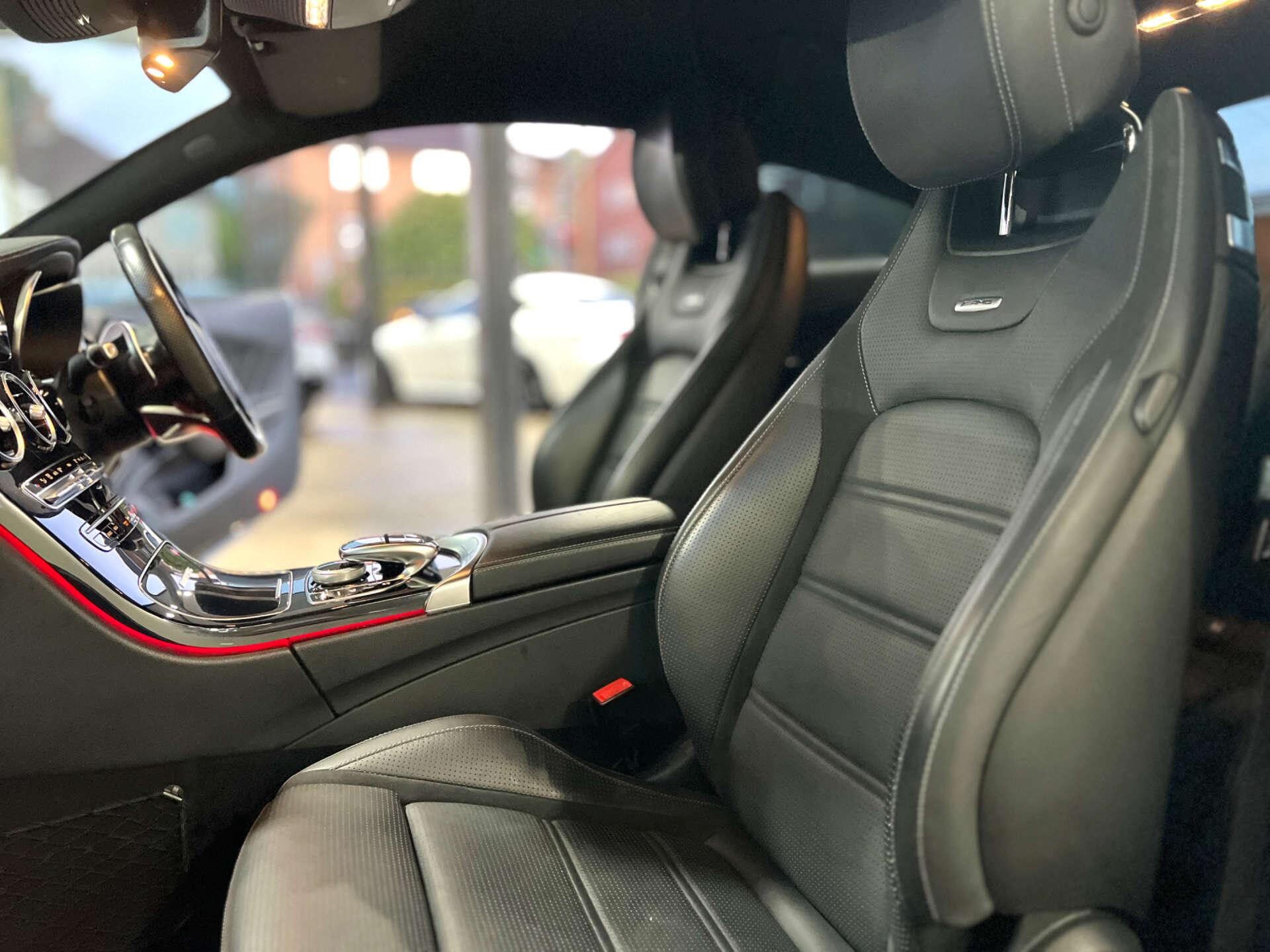 Mercedes-Benz C Class view 33