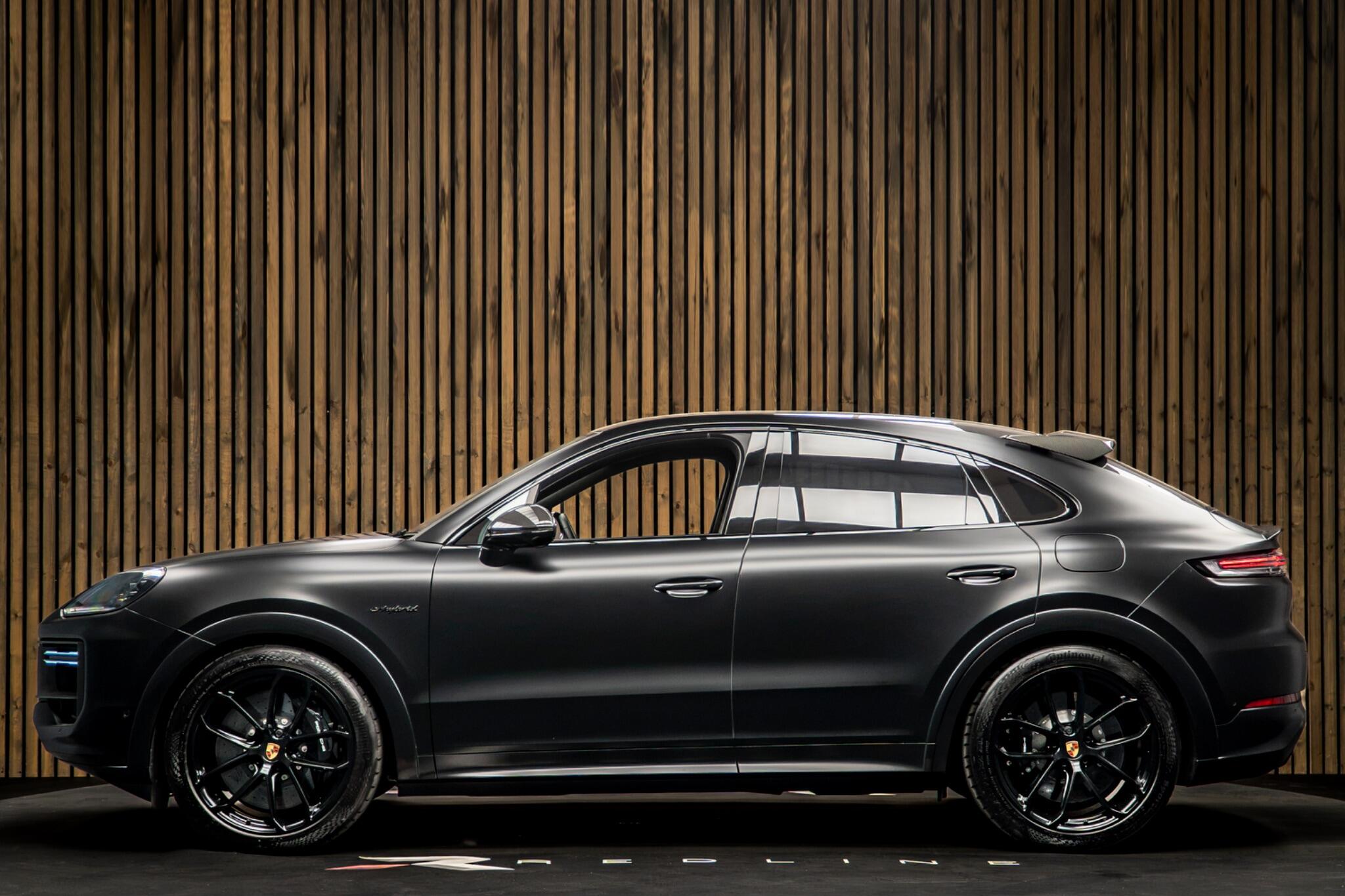 Porsche Cayenne view 7