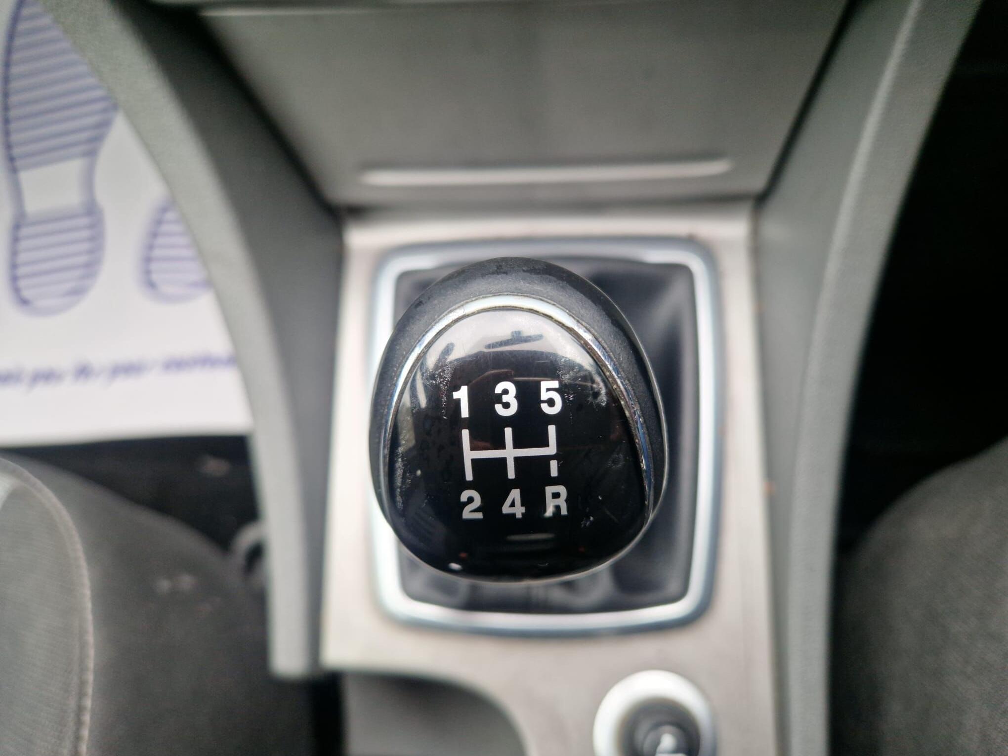 Ford Focus view 26