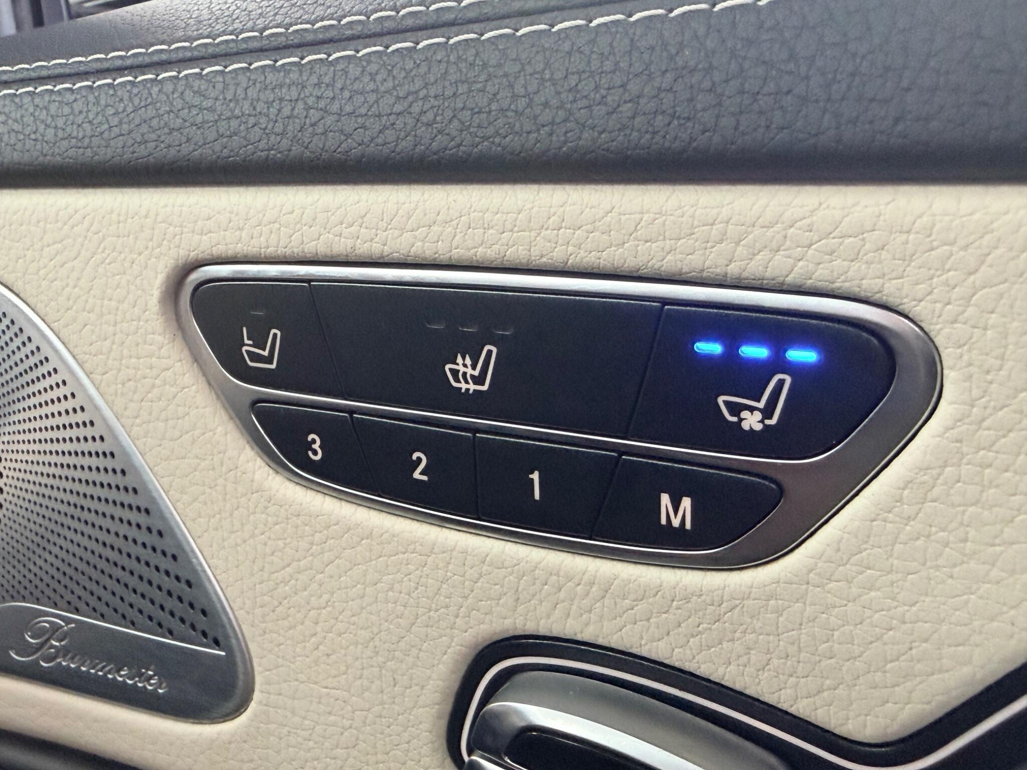 Mercedes-Benz S-Class view 19