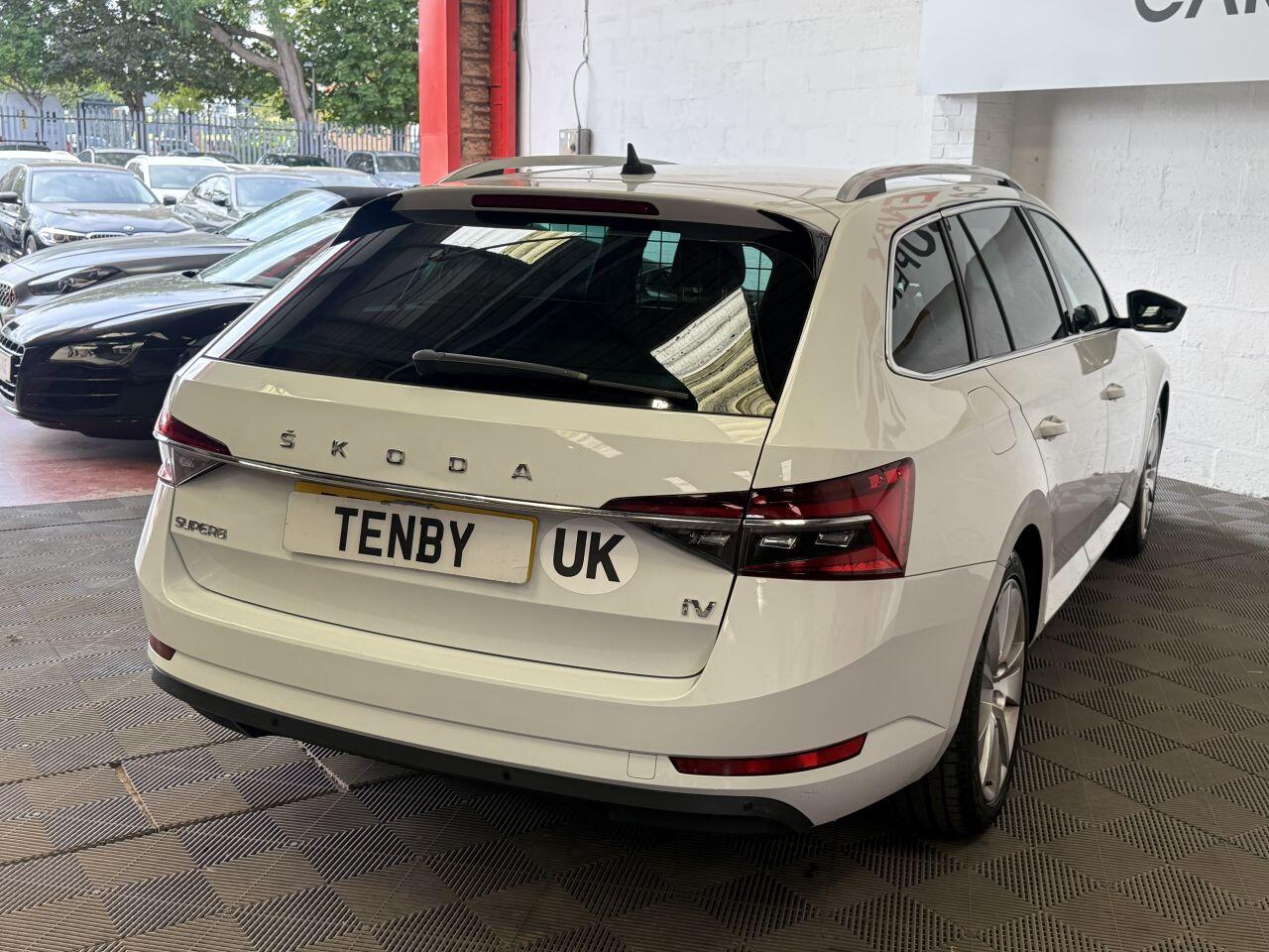 Skoda Superb view 10