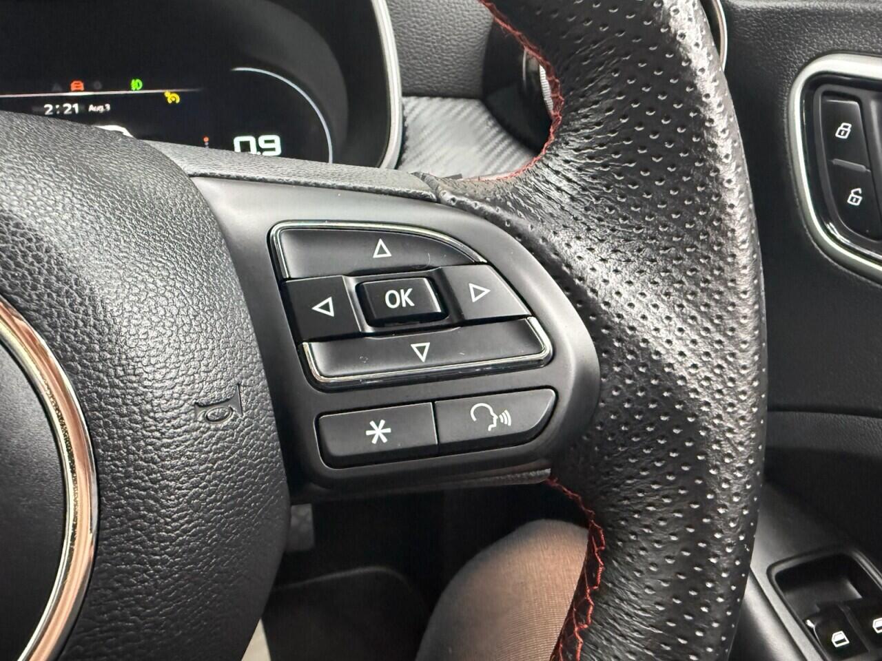 MG ZS view 14