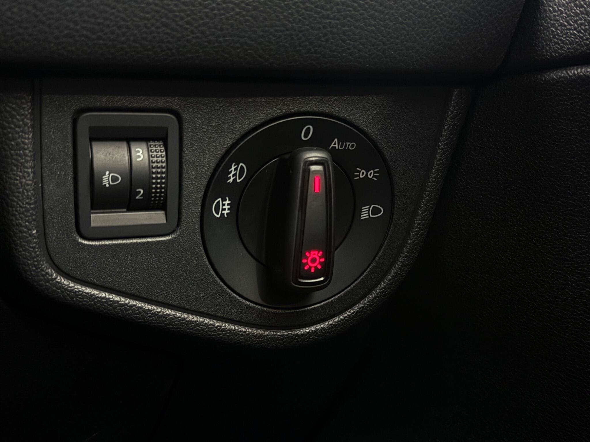Volkswagen Polo view 18