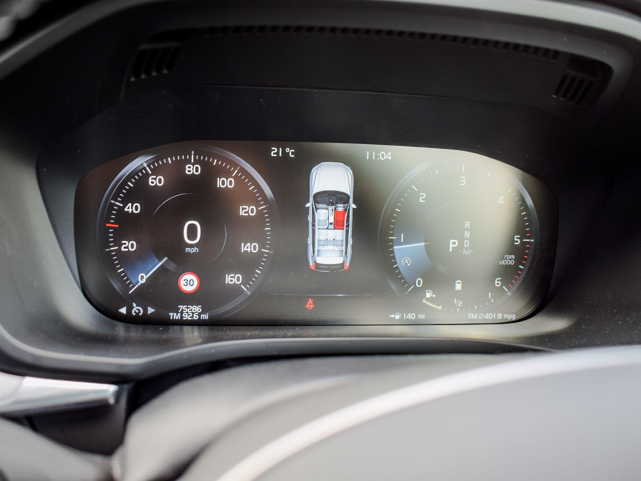Volvo XC60 view 19