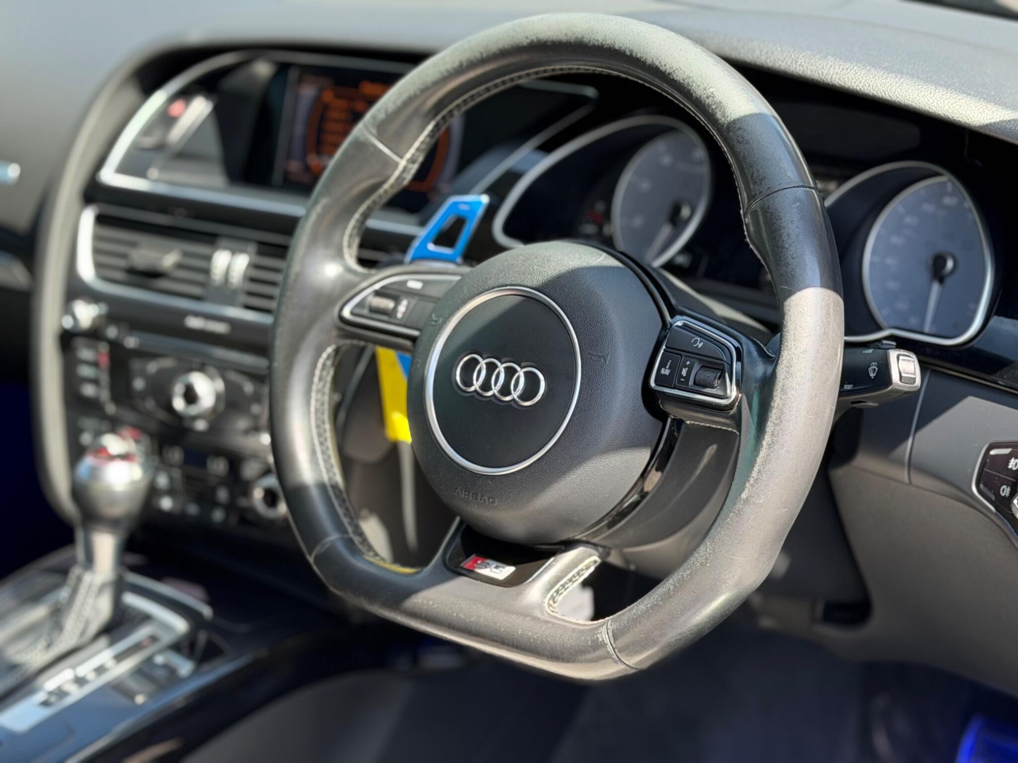 Audi S5 view 12
