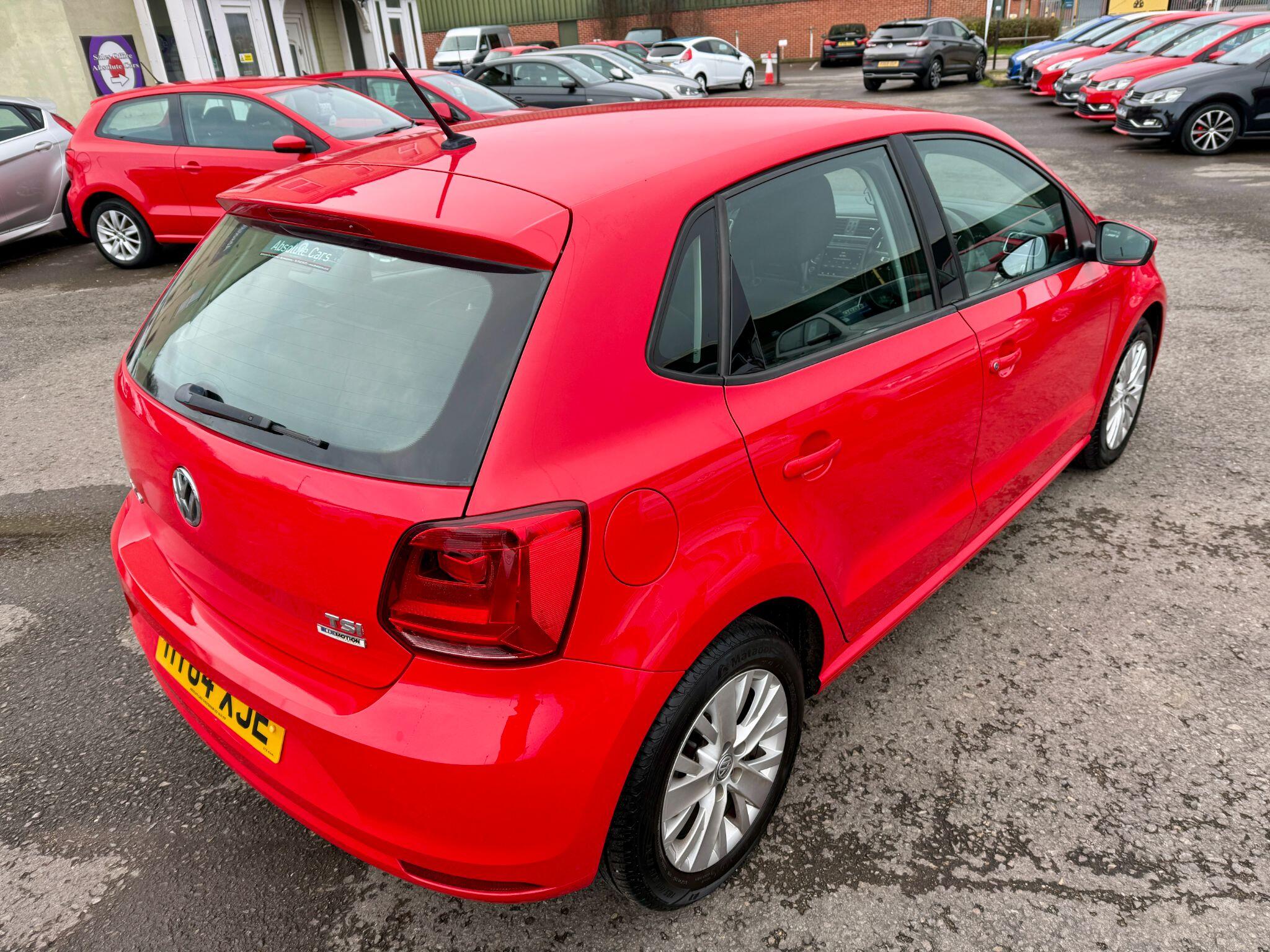 2014 Volkswagen Polo image 17