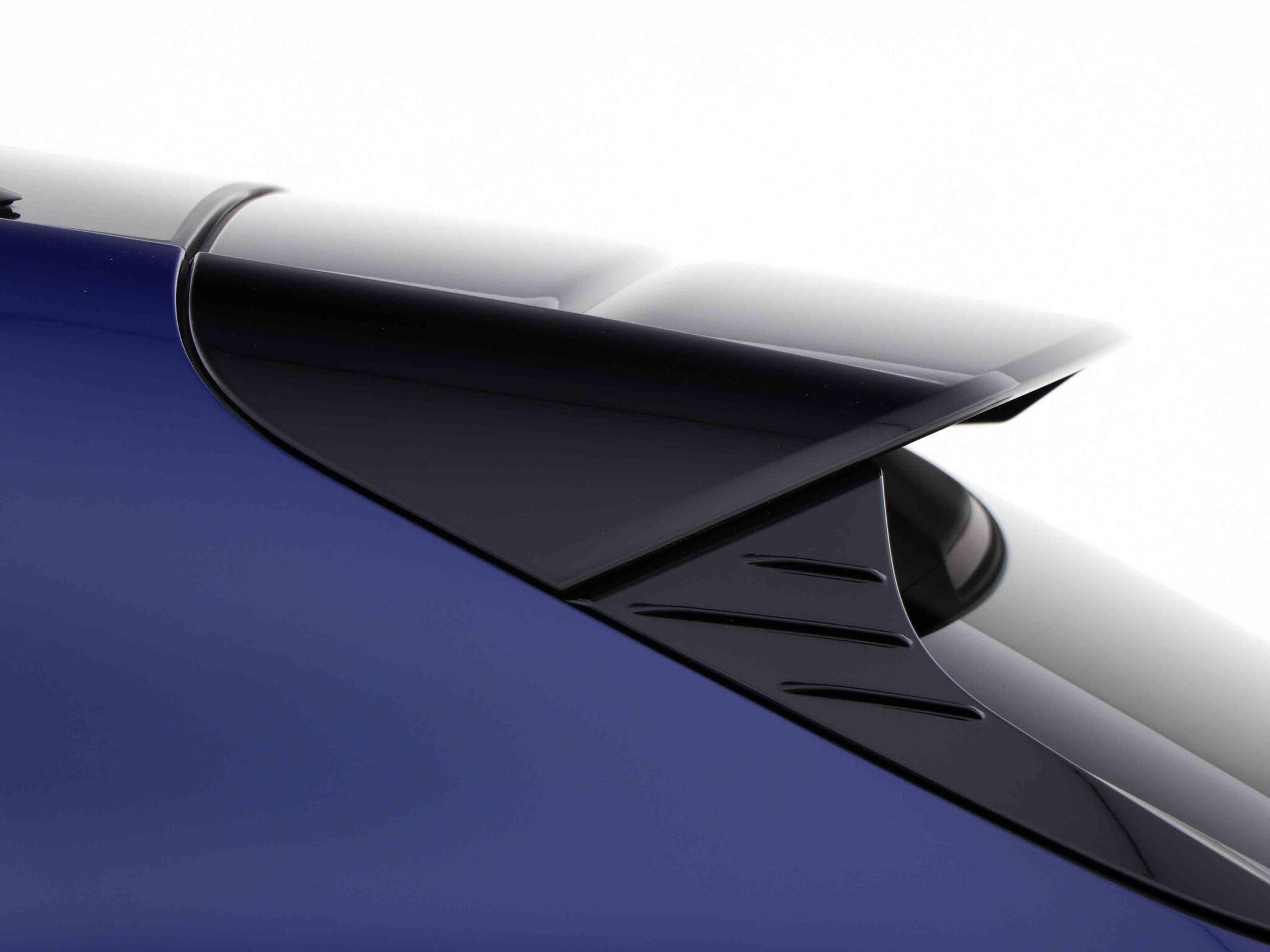 Porsche Taycan view 24