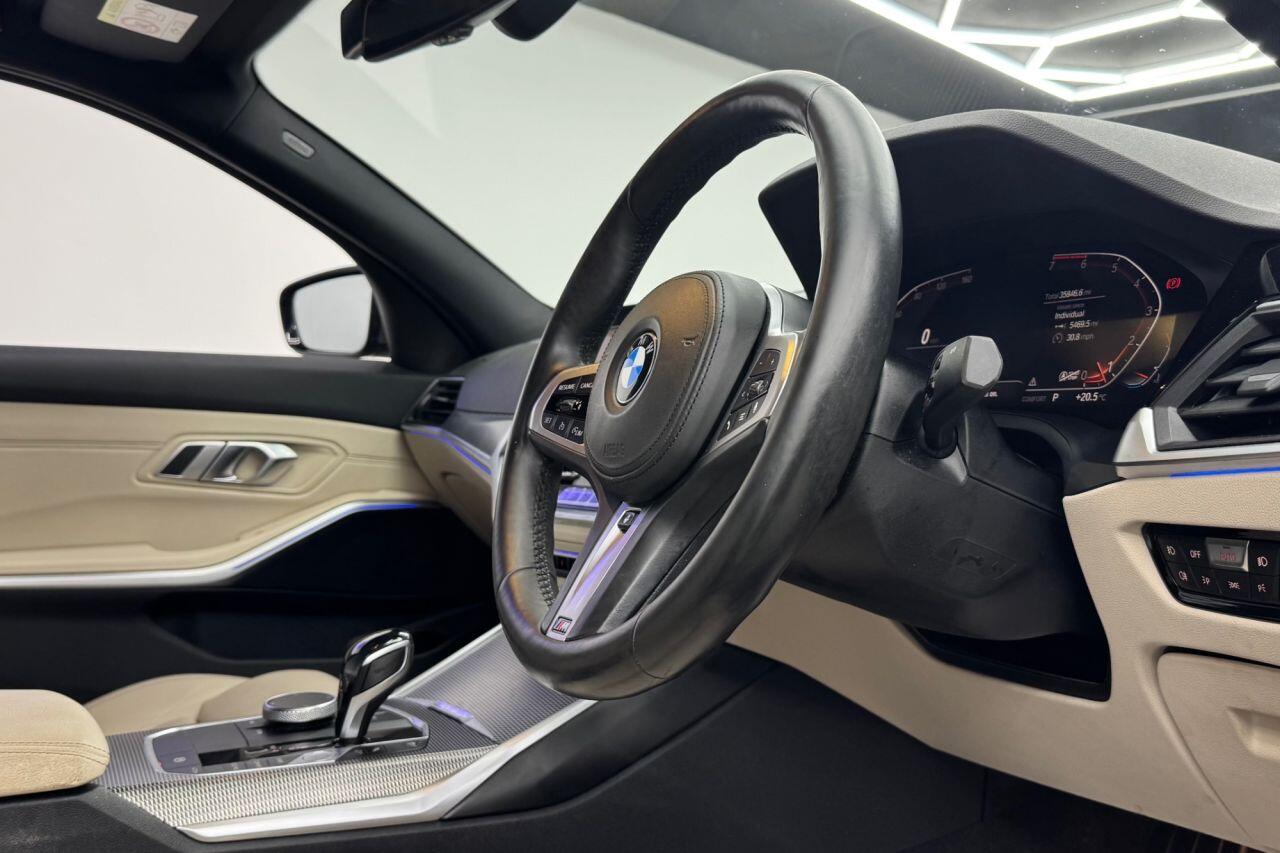 BMW 3 Series view 19