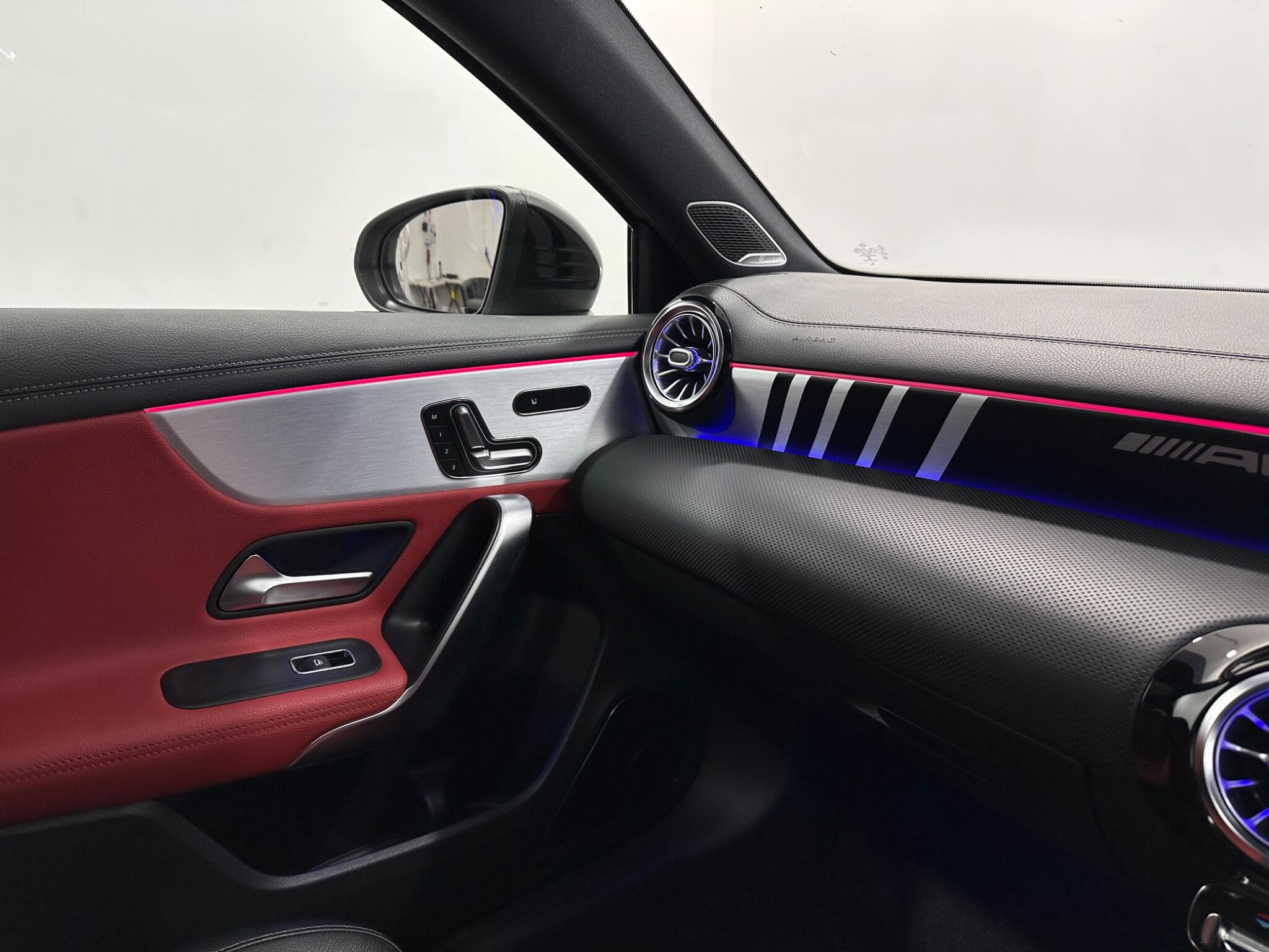 Mercedes-Benz A Class view 29