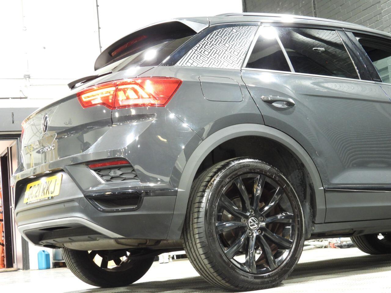 Volkswagen T-Roc view 39