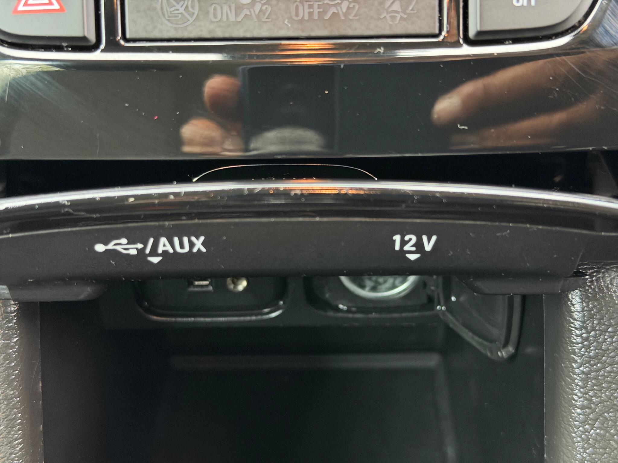 Vauxhall Mokka X view 36