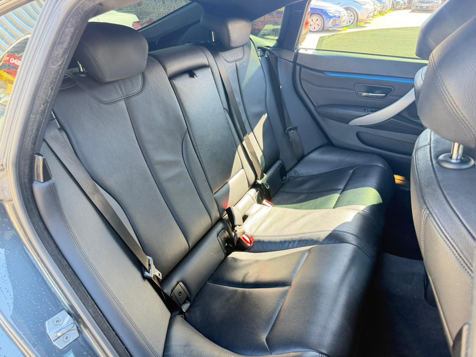 BMW 4 Series view 16