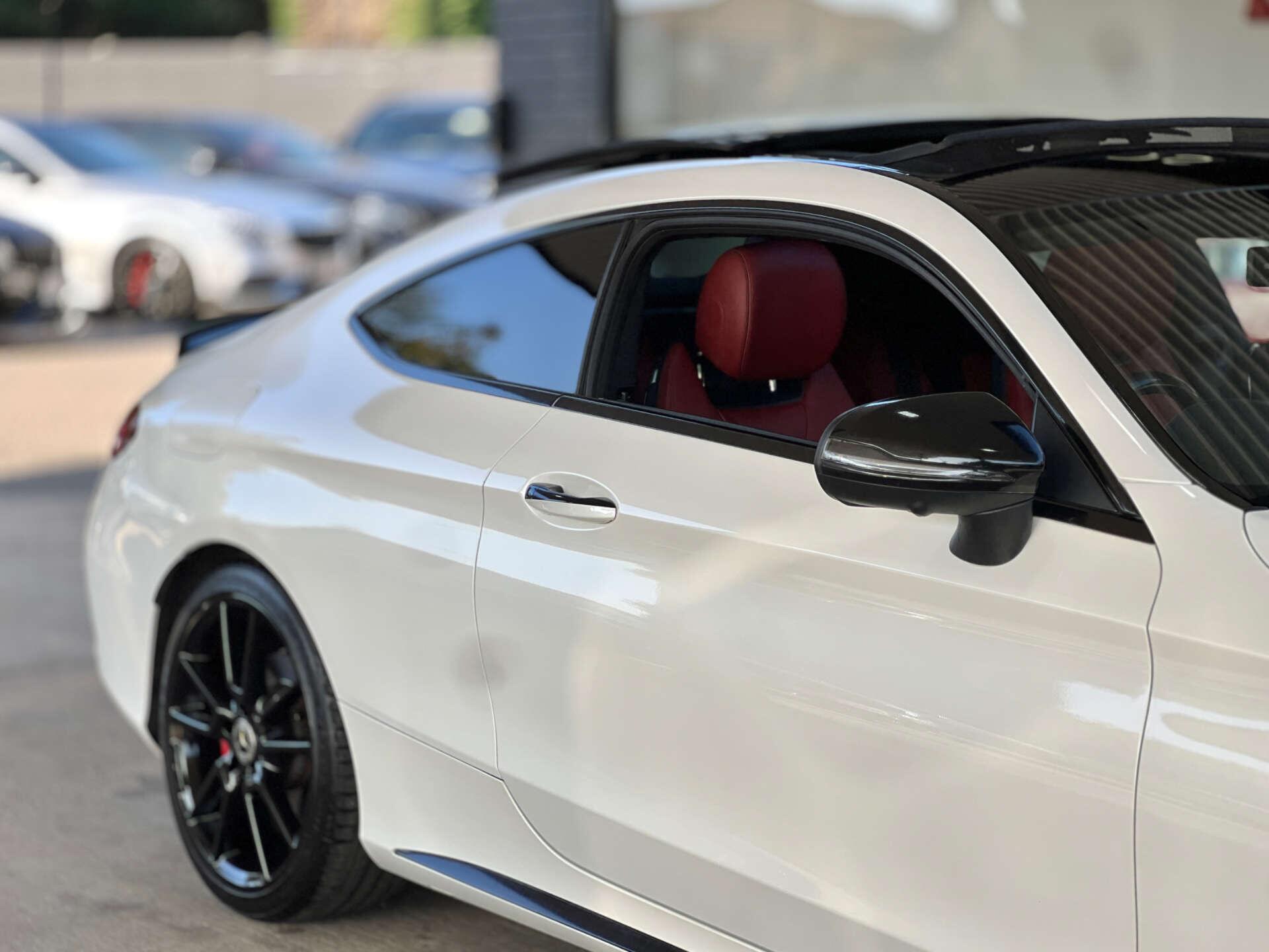 Mercedes-Benz C-Class view 19