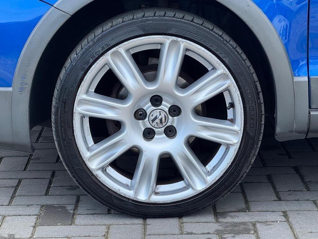 Volkswagen Polo view 12