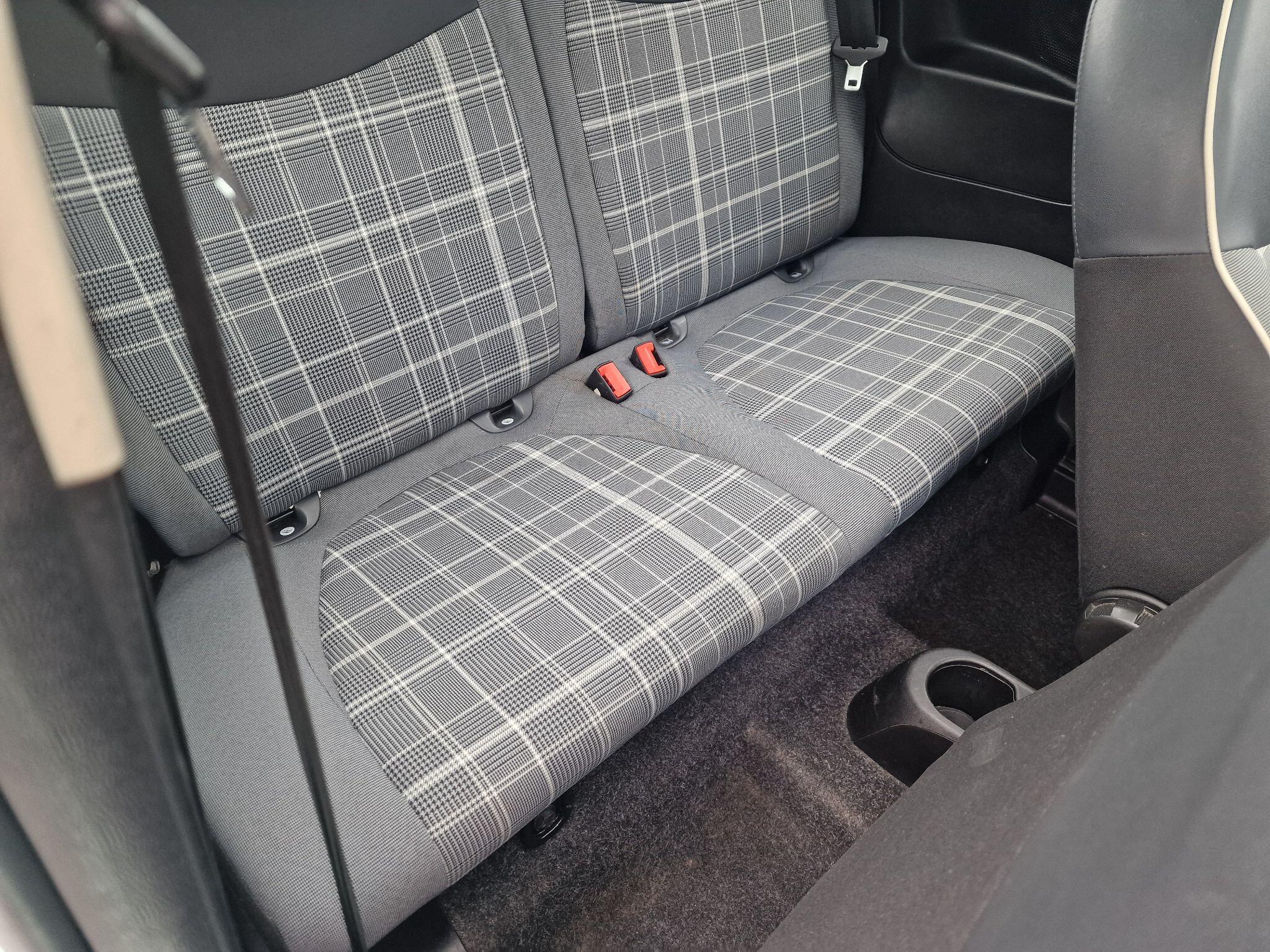 Fiat 500 view 33