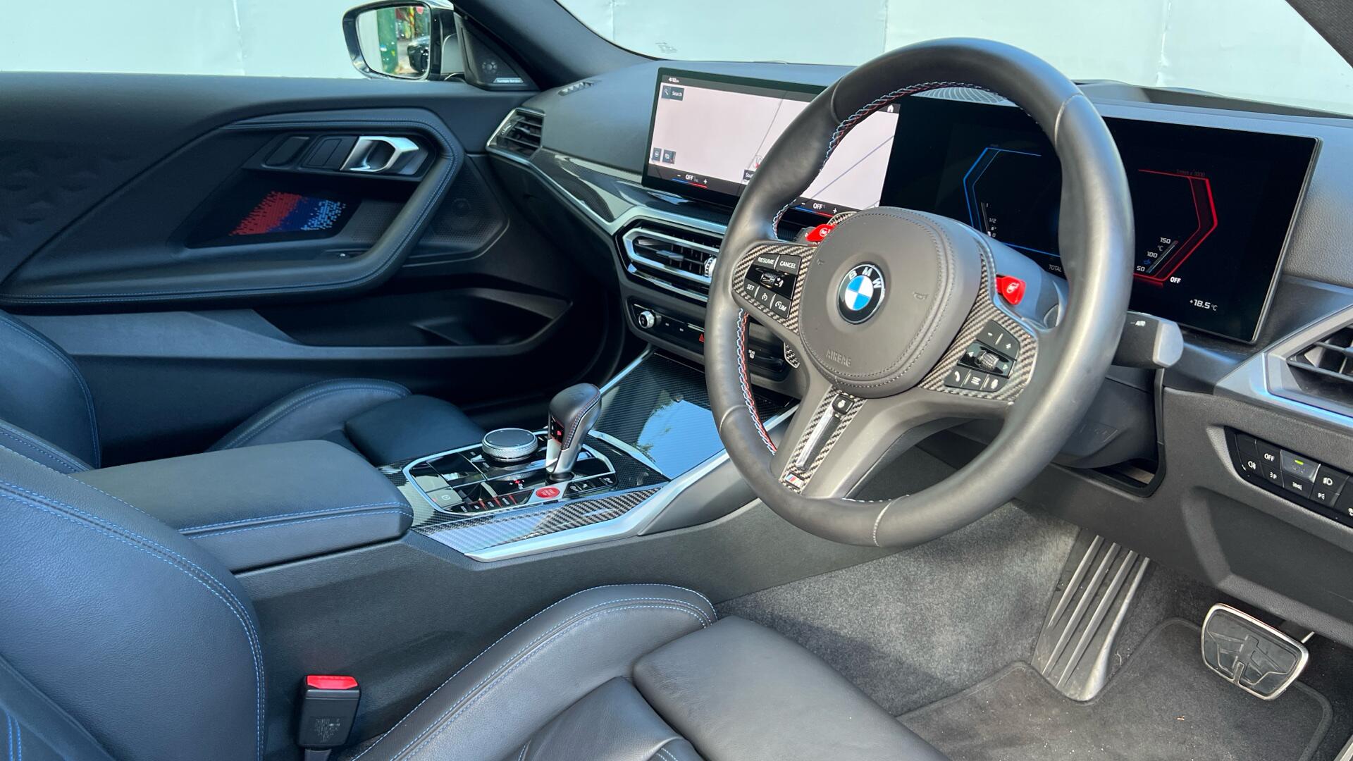 BMW M2 view 6