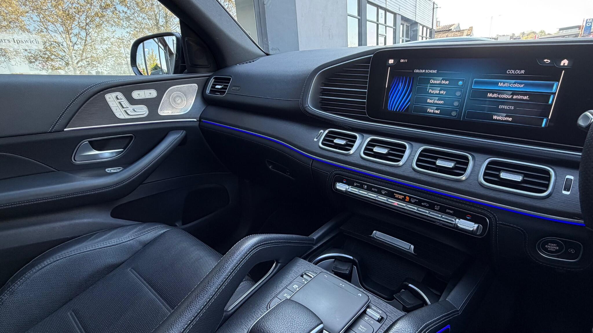 Mercedes-Benz Gle view 11
