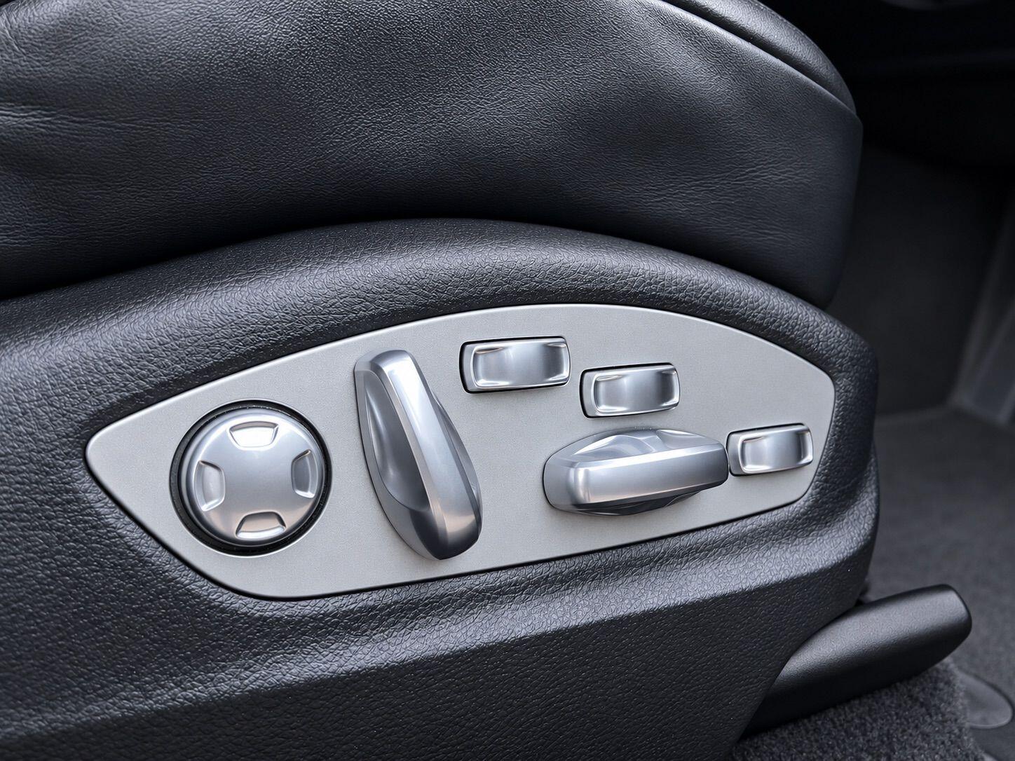 Porsche Macan view 20