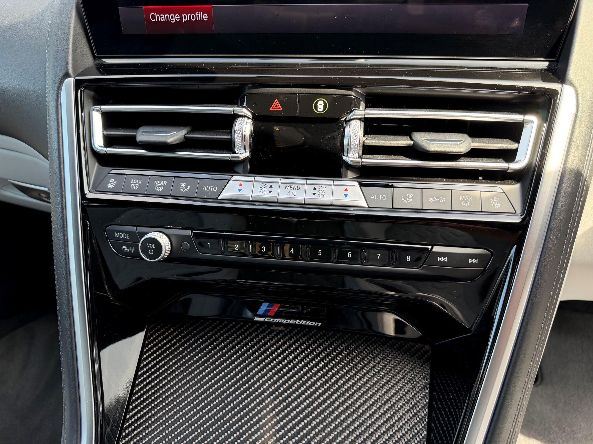 BMW M8 view 22