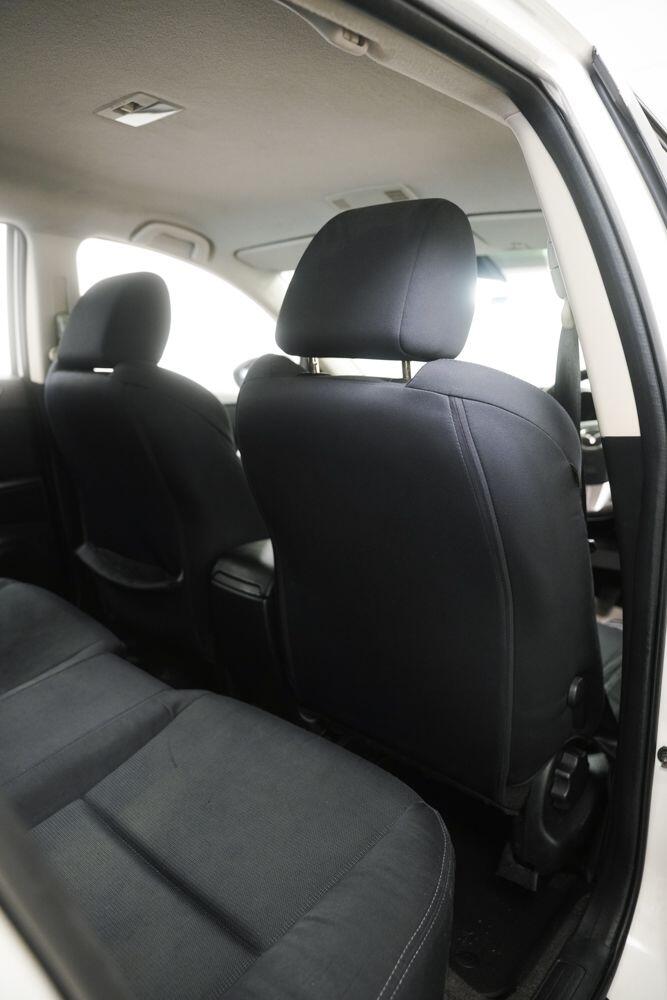 Mazda Mazda3 view 17