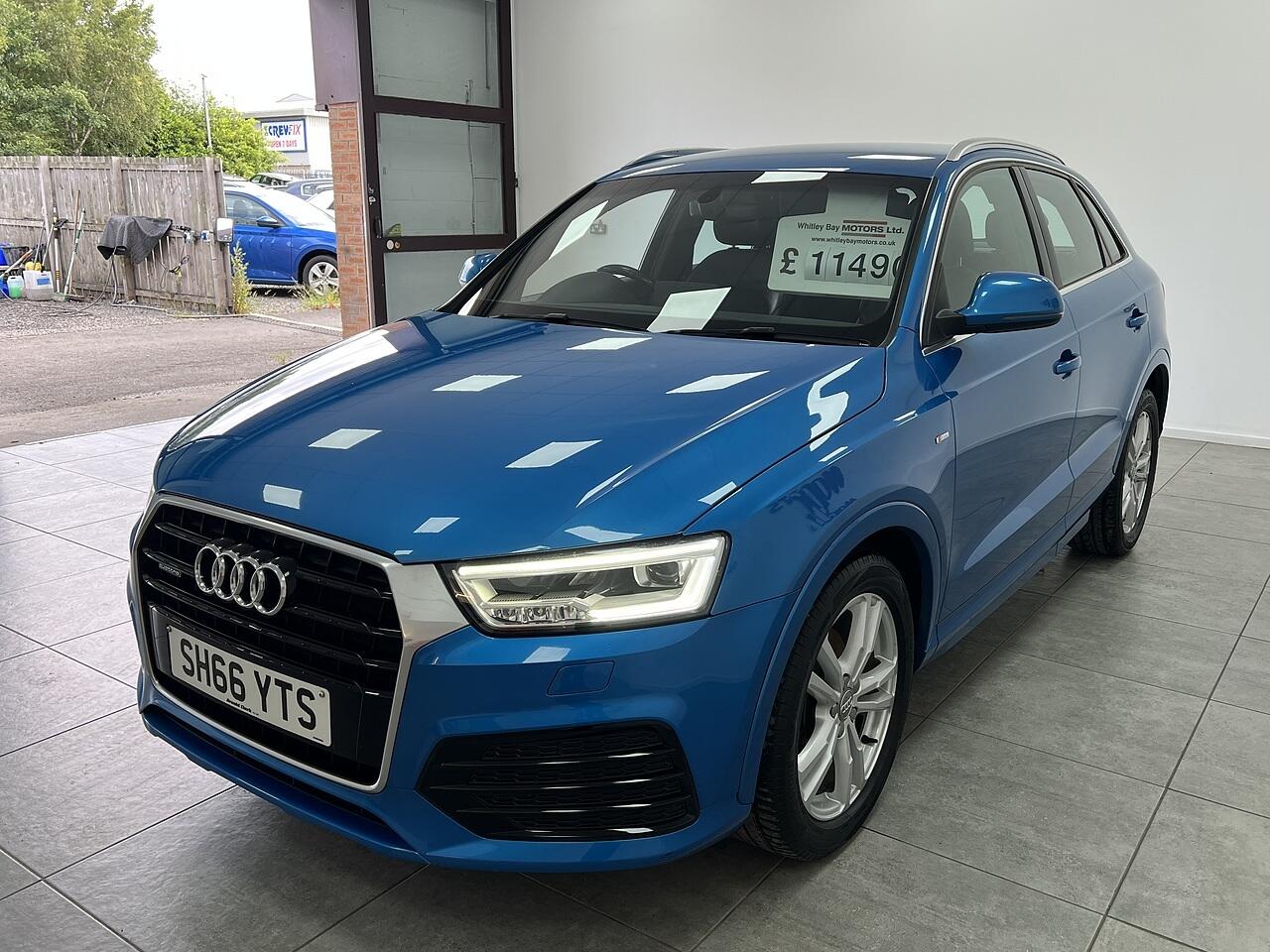 Audi Q3 view 6