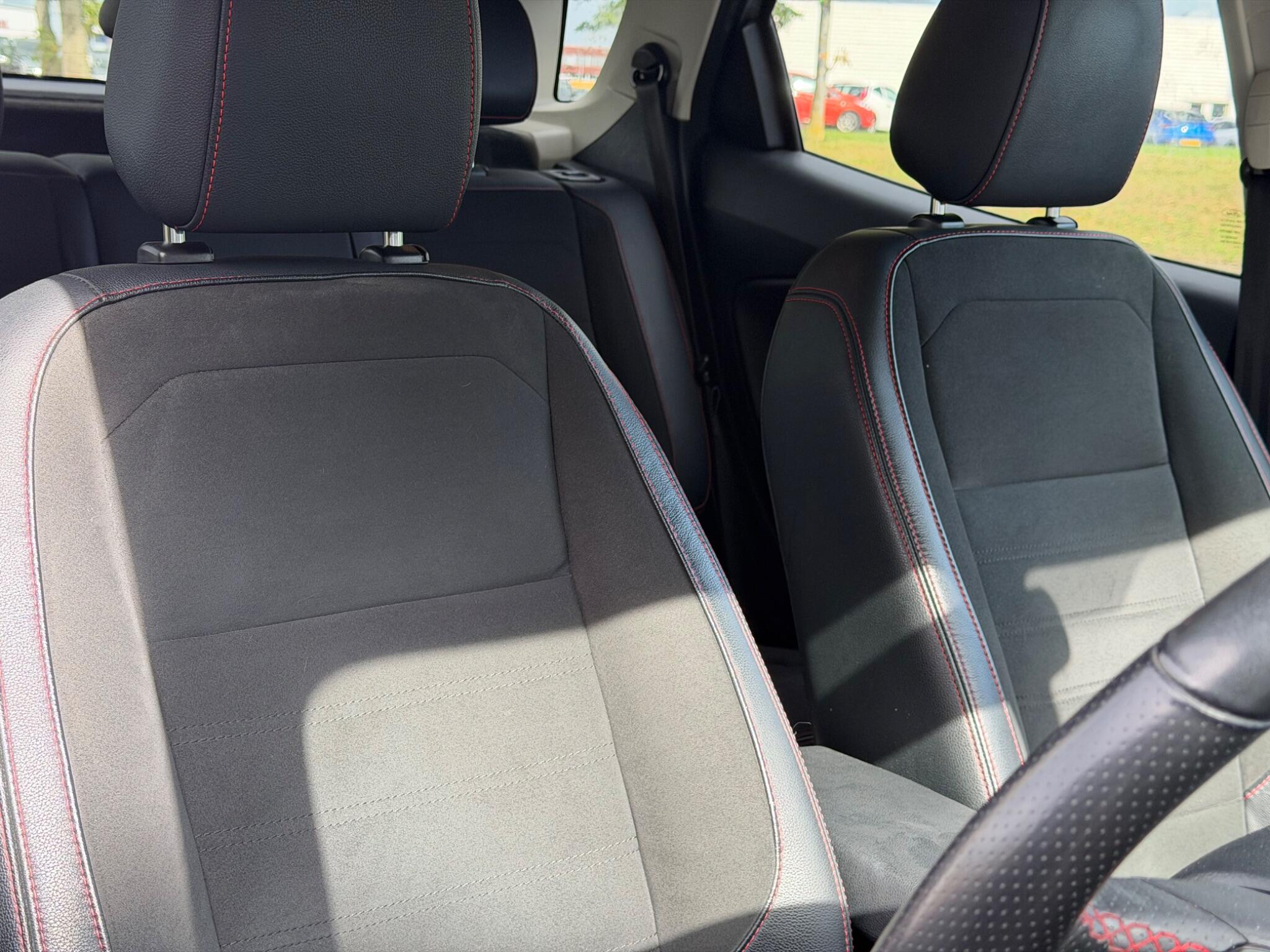 Ford Ecosport view 15