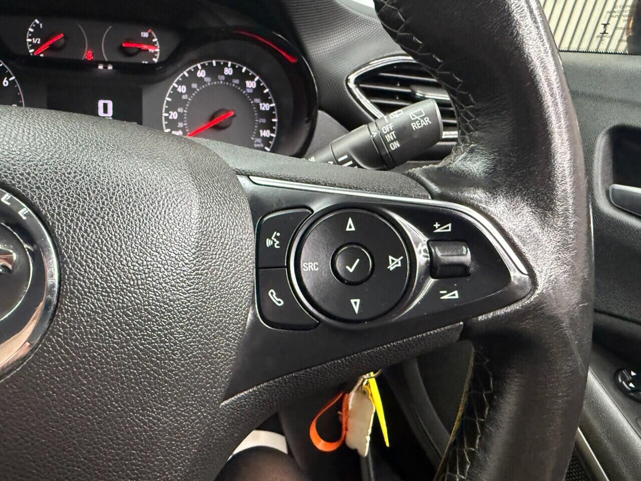 Vauxhall Crossland X view 14