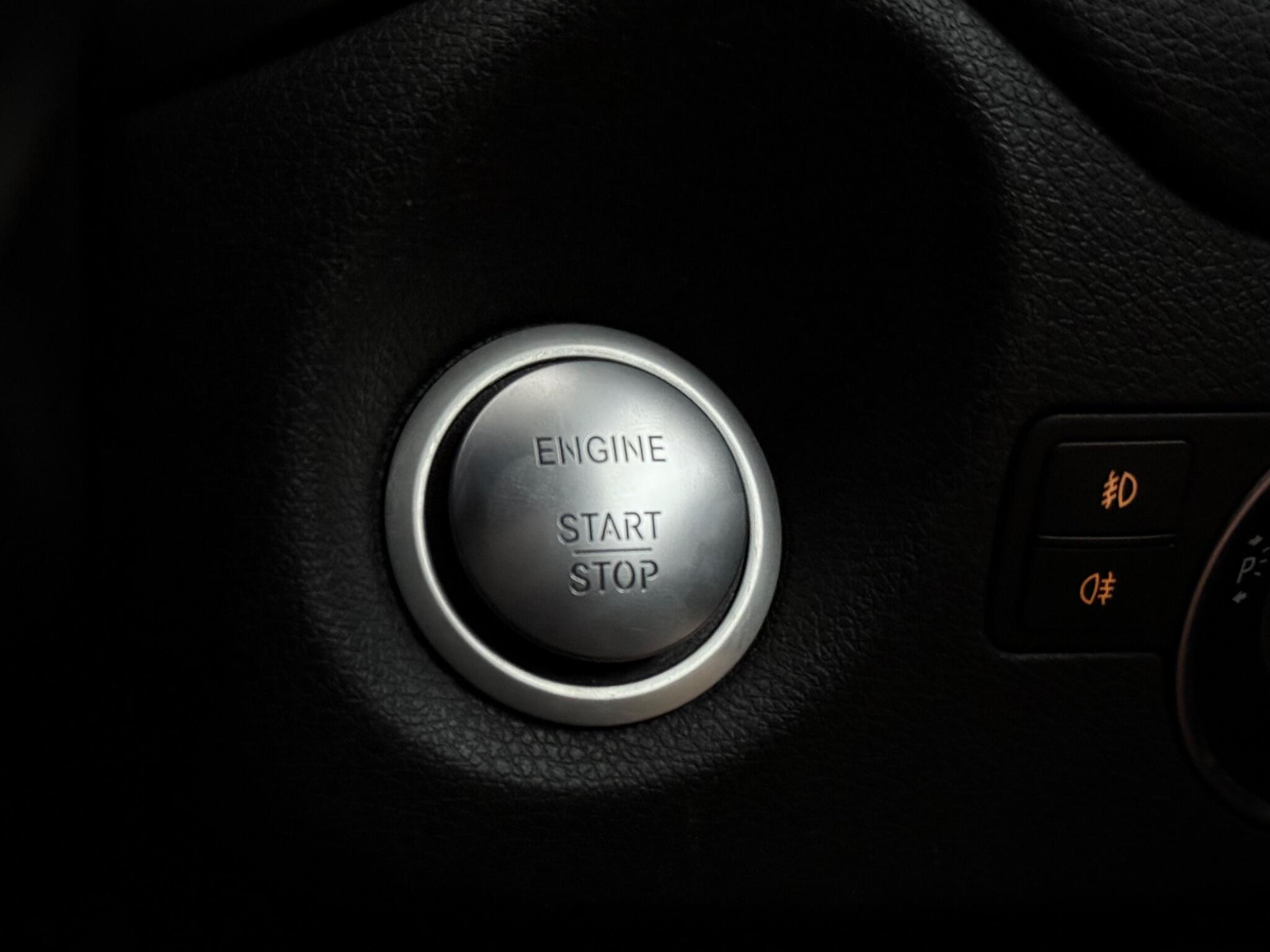 Mercedes-Benz Gla view 20