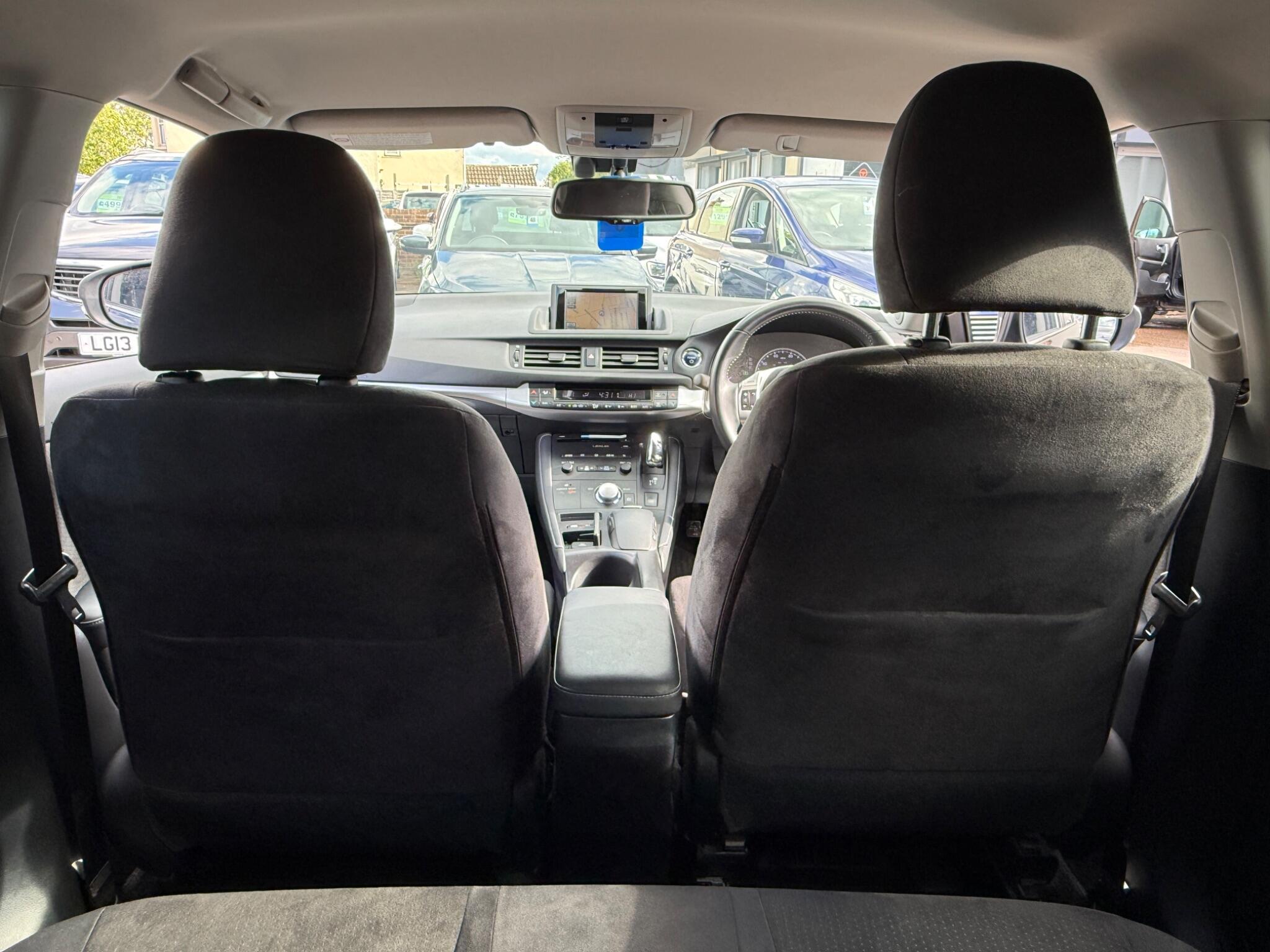 Lexus CT - Image 44