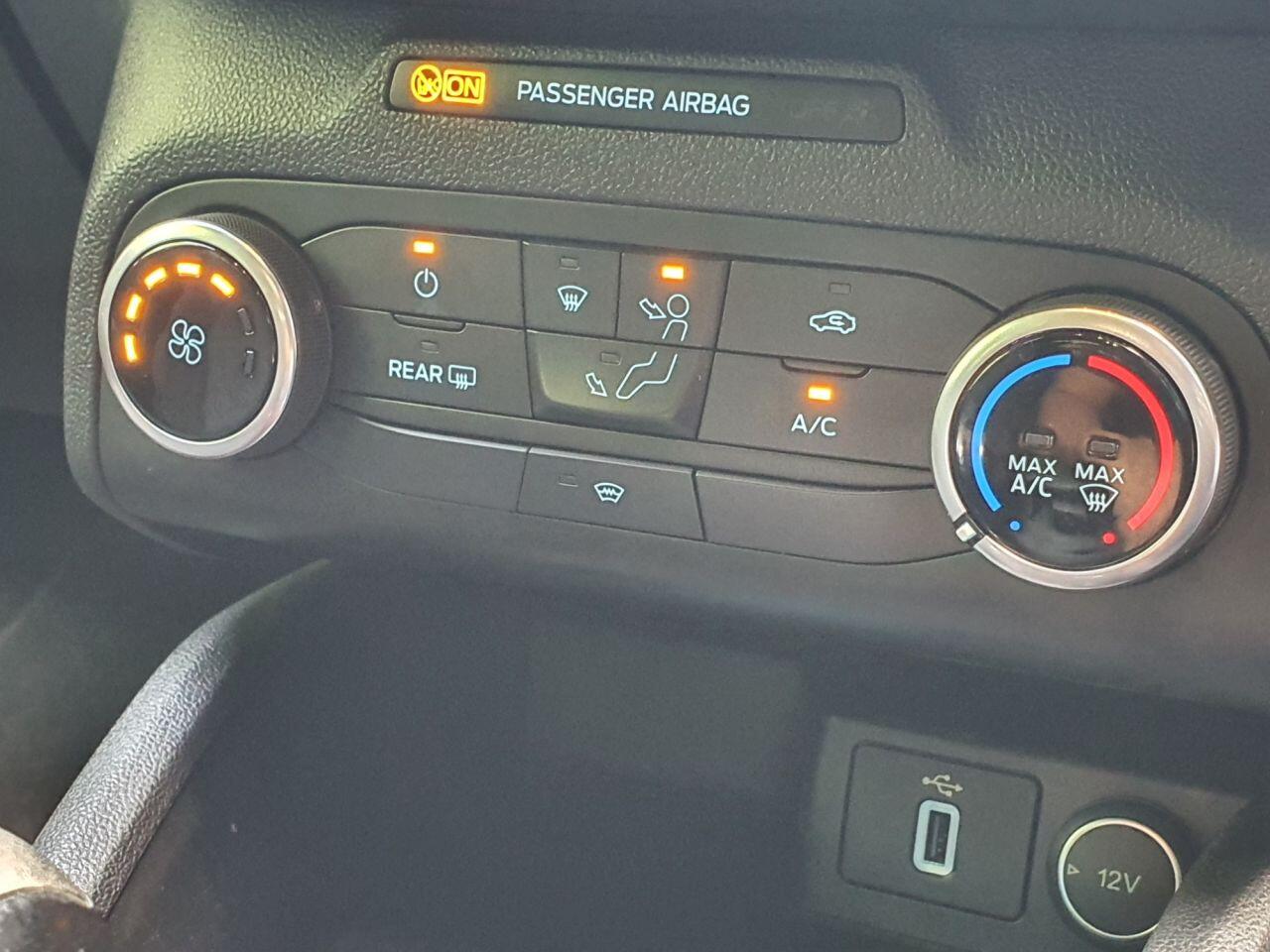 Ford Focus view 37