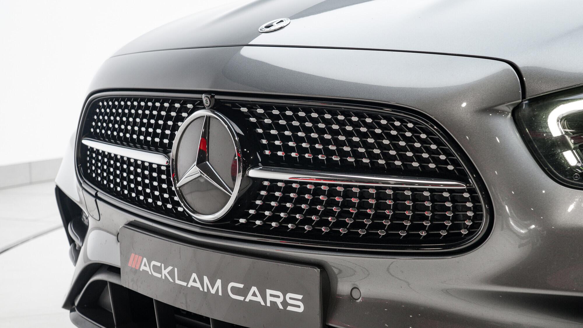 Mercedes-Benz E Class view 13