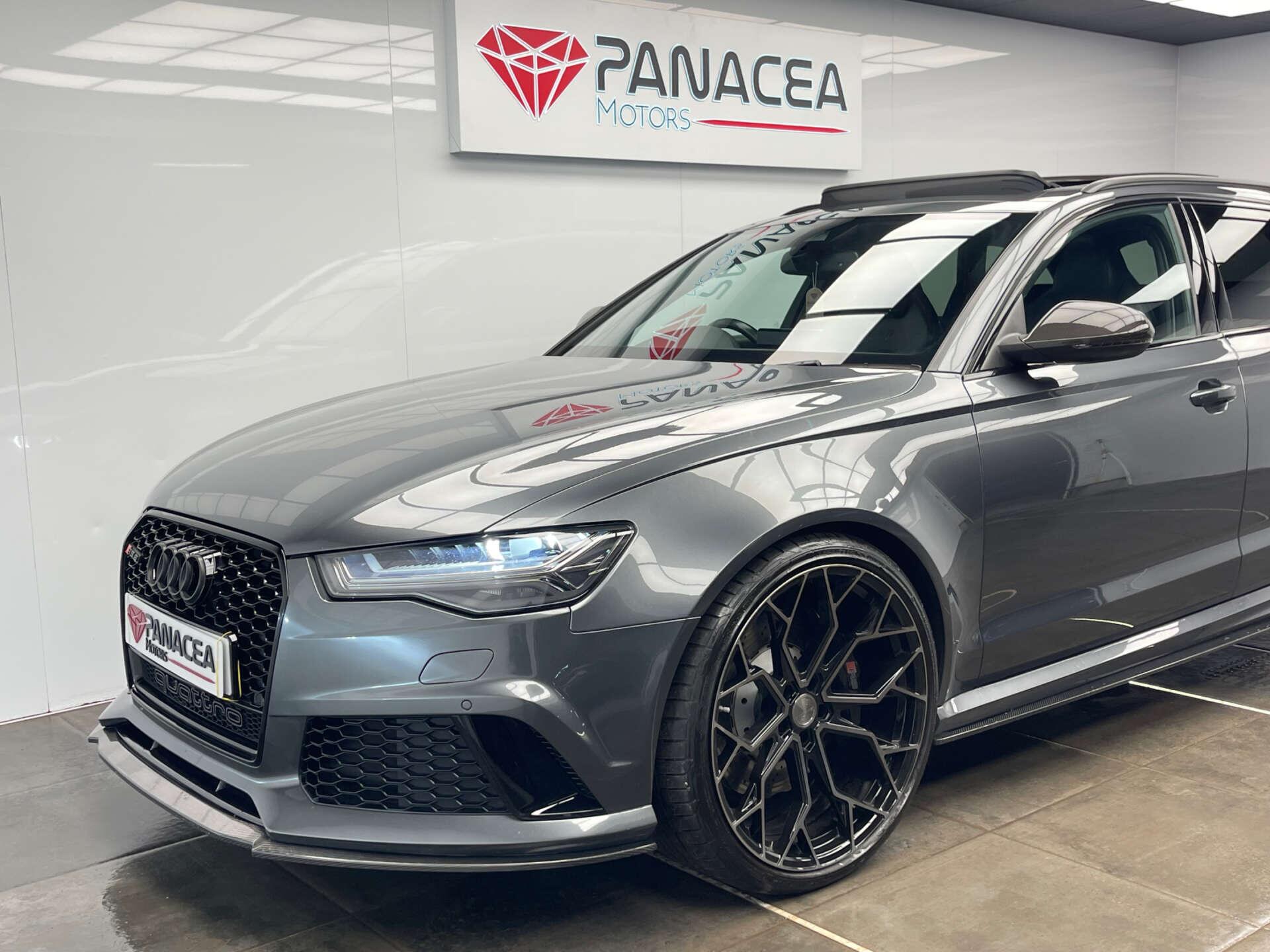 Audi RS6 Avant view 9