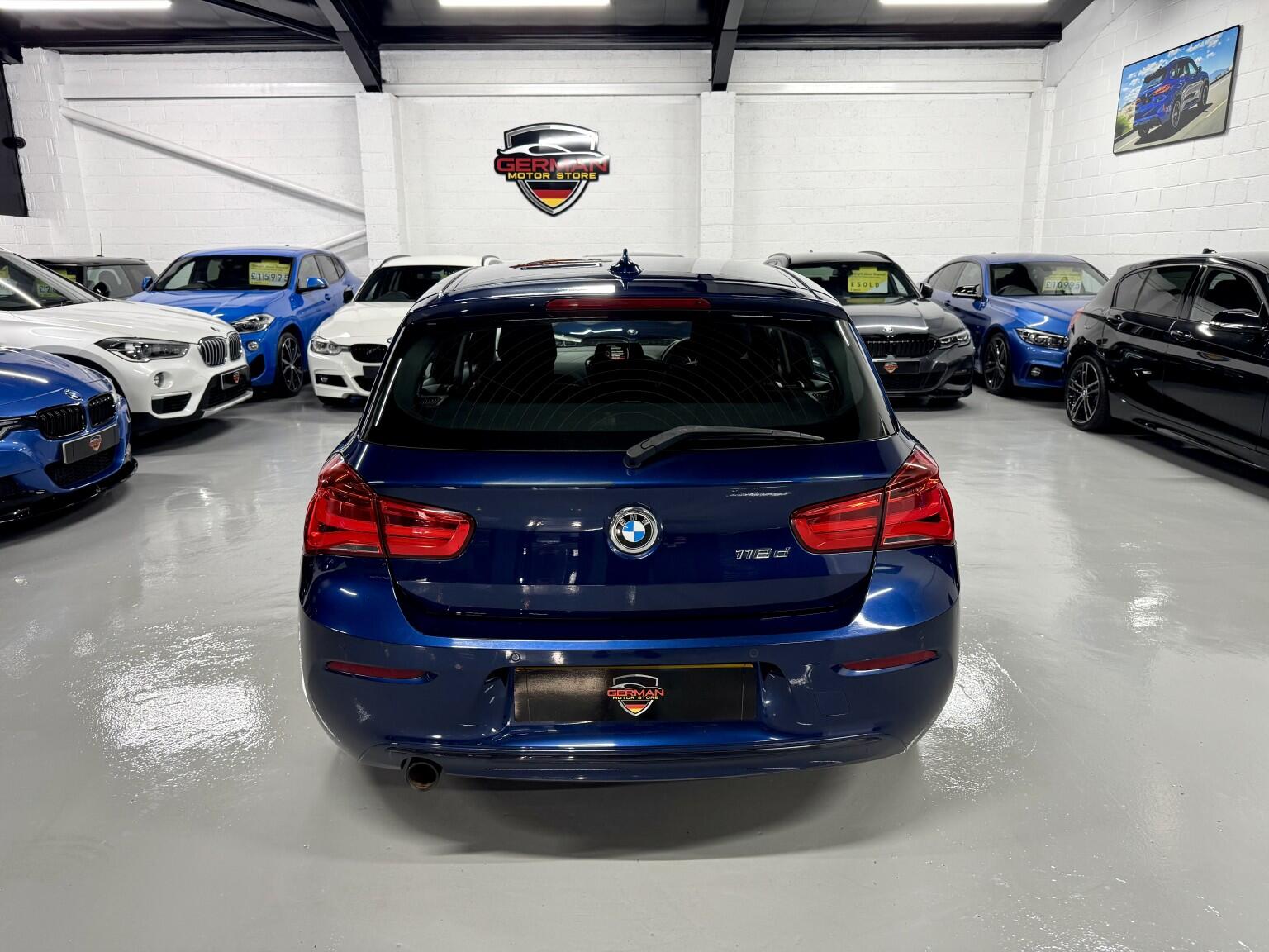 BMW 1 Series view 21