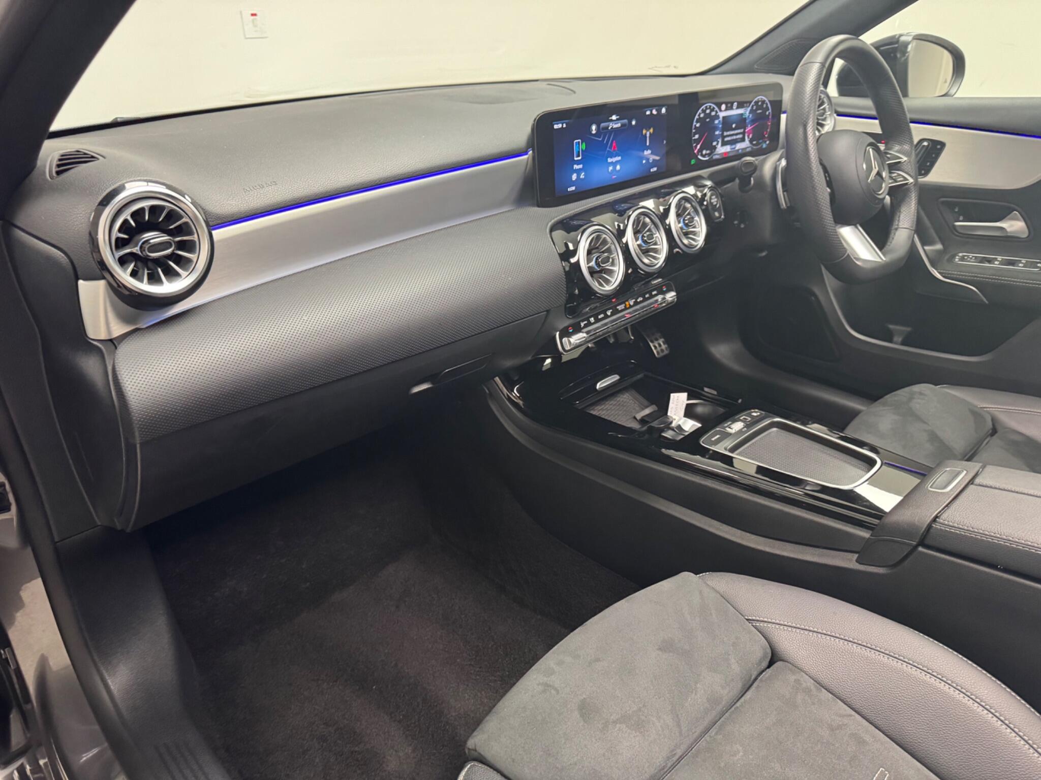 Mercedes-Benz A-Class view 9