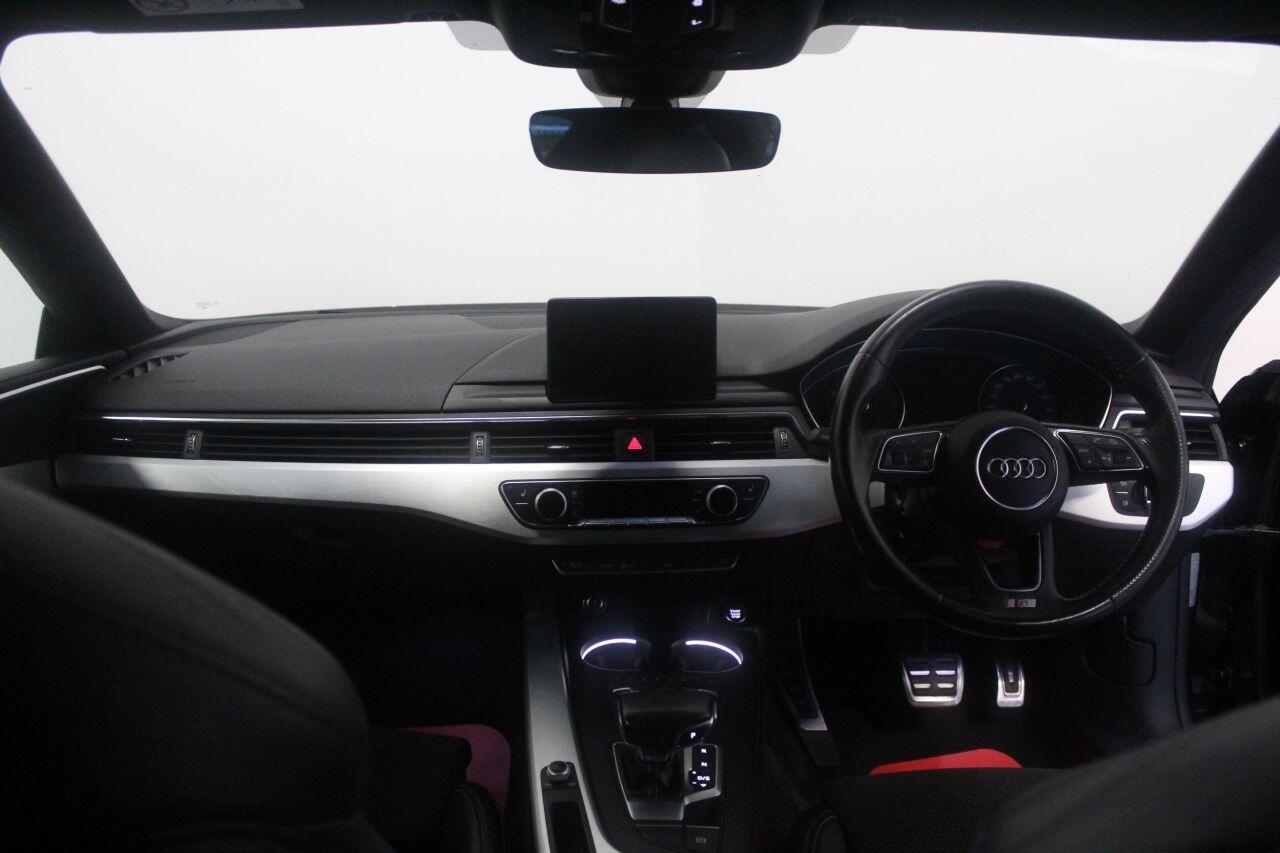 Audi A5 view 24
