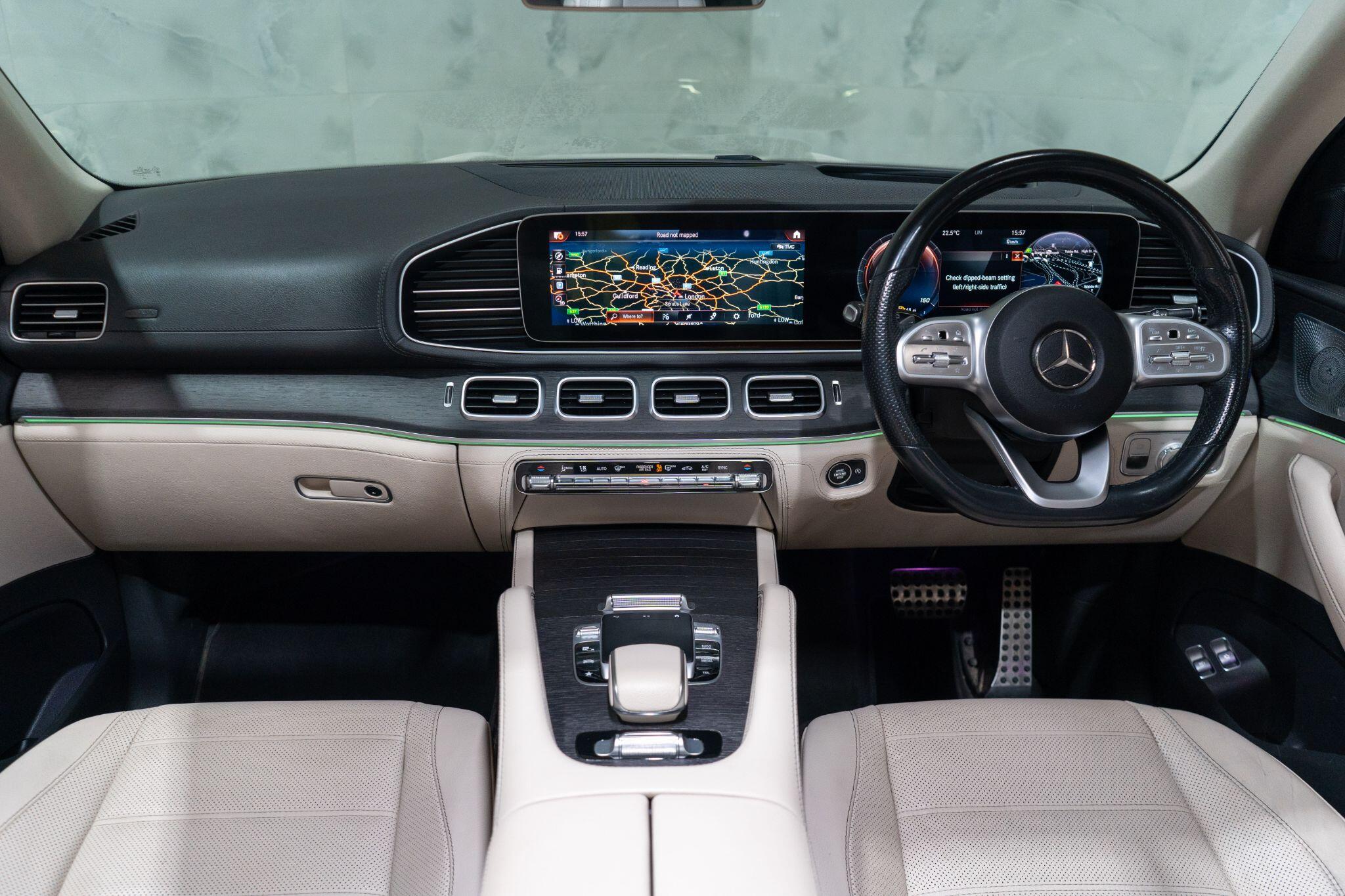 Mercedes-Benz GLS view 15
